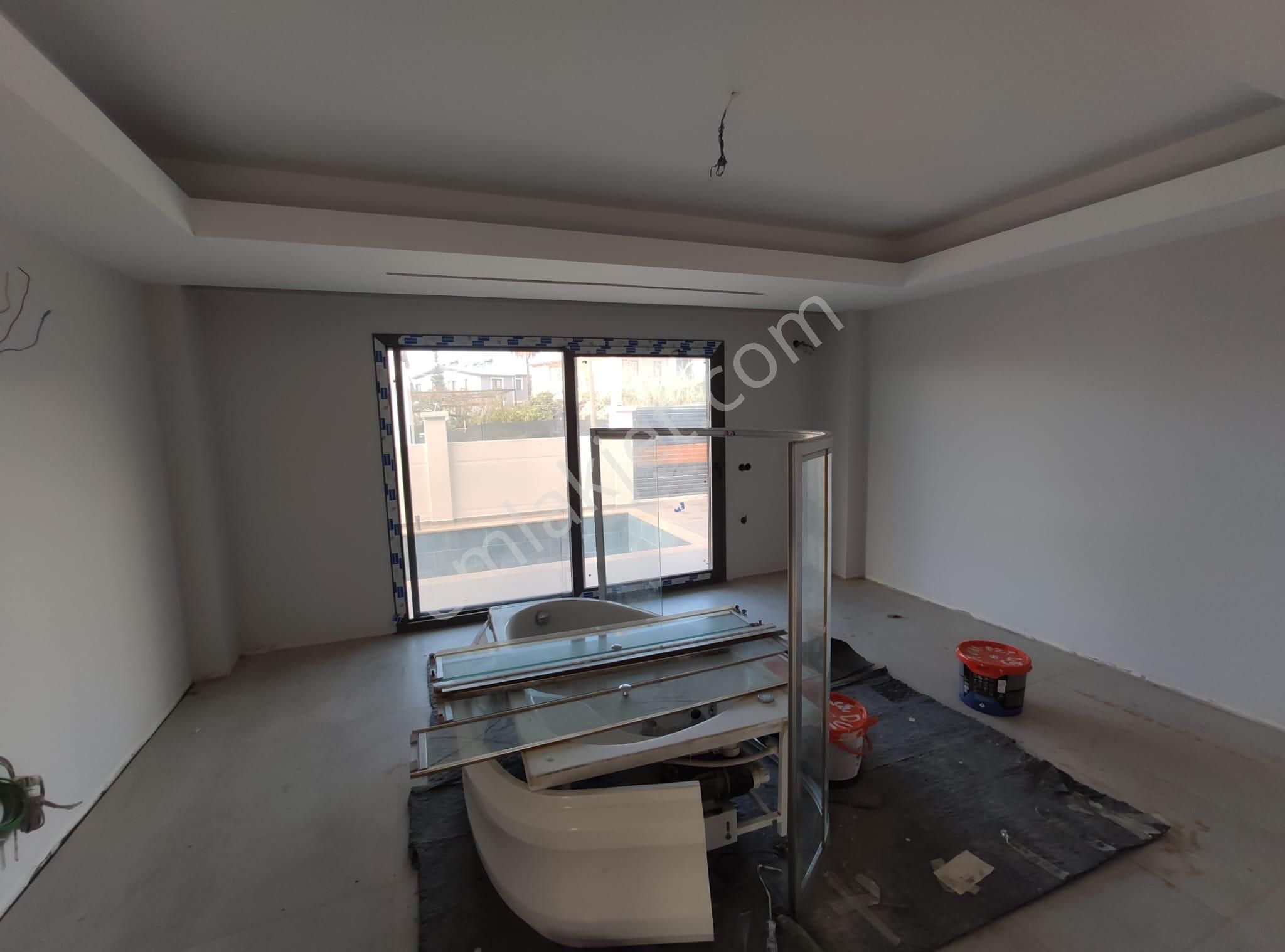 Stop’tan Çatalarık’ta 4+1 Havuzlu Tripleks Villa - Görsel 10