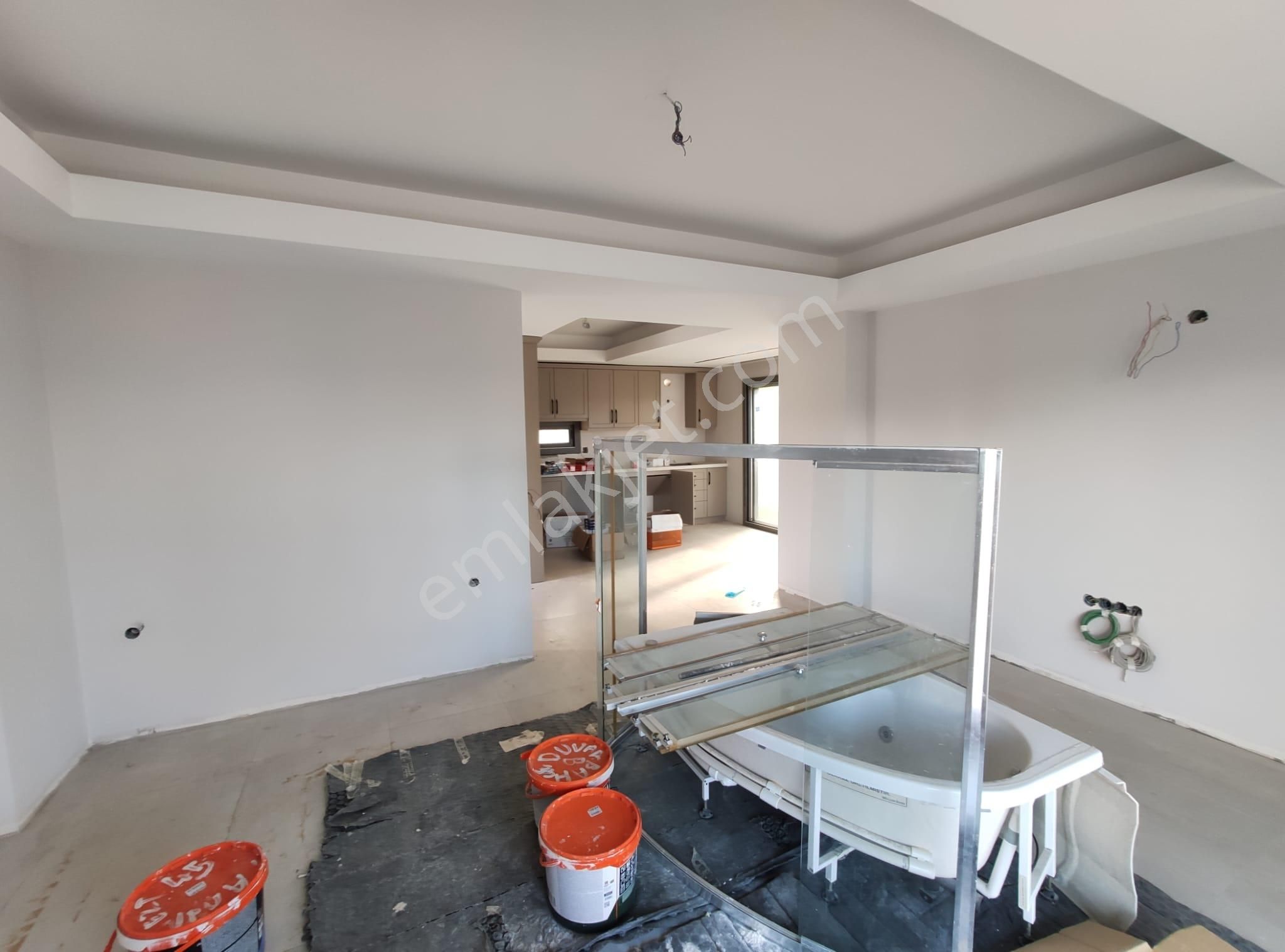 Stop’tan Çatalarık’ta 4+1 Havuzlu Tripleks Villa - Görsel 12