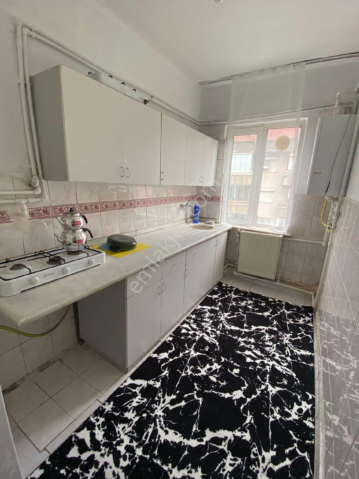 Bahçelievler'de Eşyalı Katta 3+1 - Görsel 8