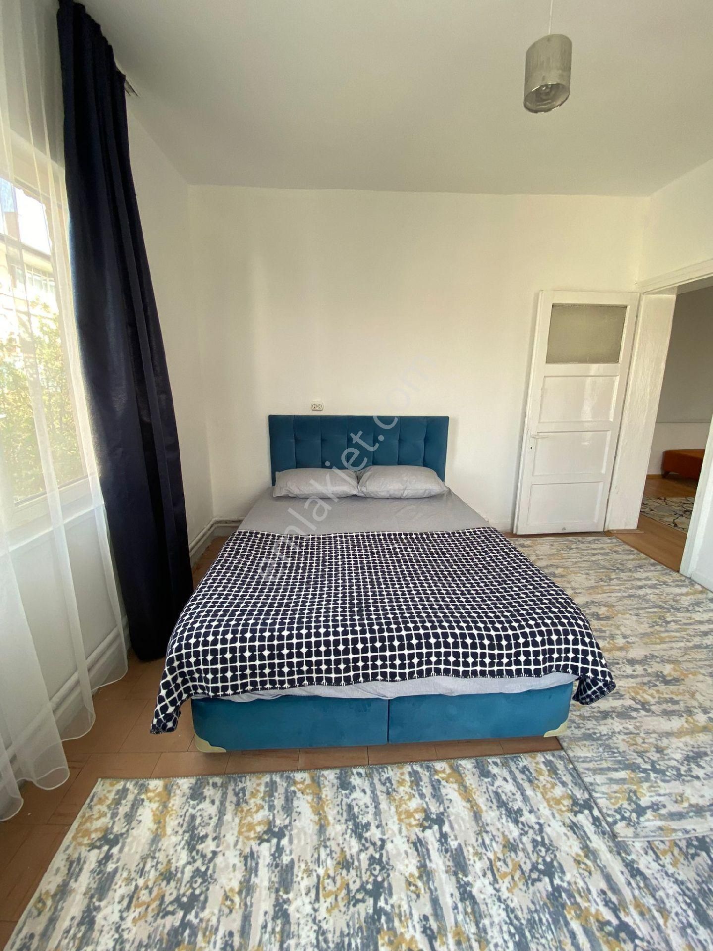 Bahçelievler'de Eşyalı Katta 3+1 - Görsel 7