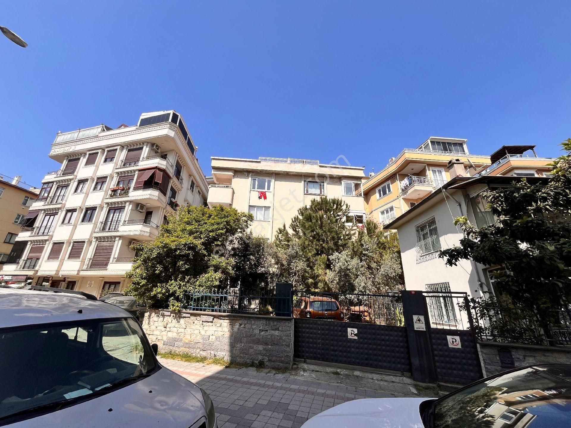 Altıntepe Sahil Parselinde Özel Bahçe Kullanımlı 124m² Net 3+1