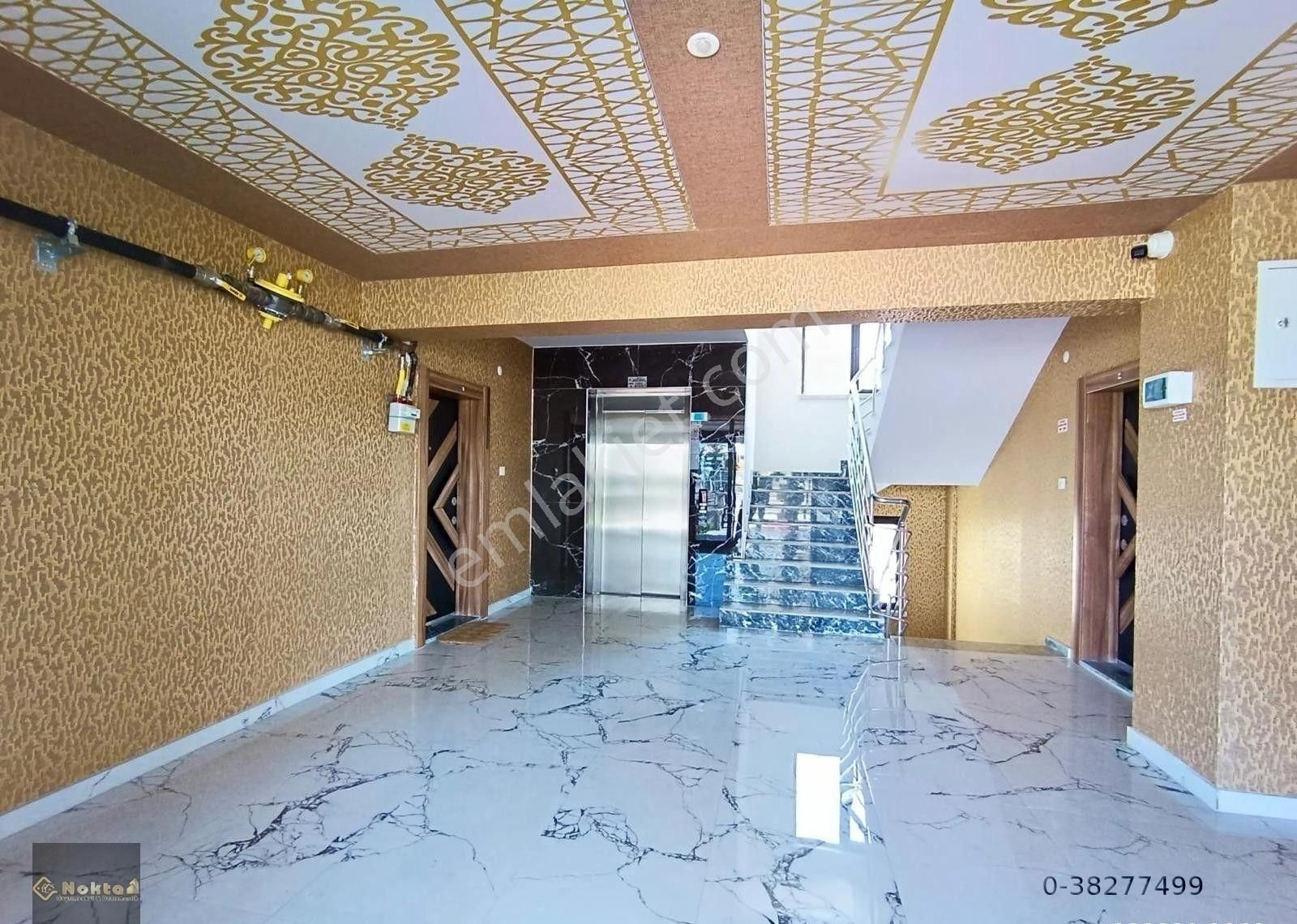 Ahi Mesut Mahallesinde 3+1//145m2 Sıfır Site Dairesi