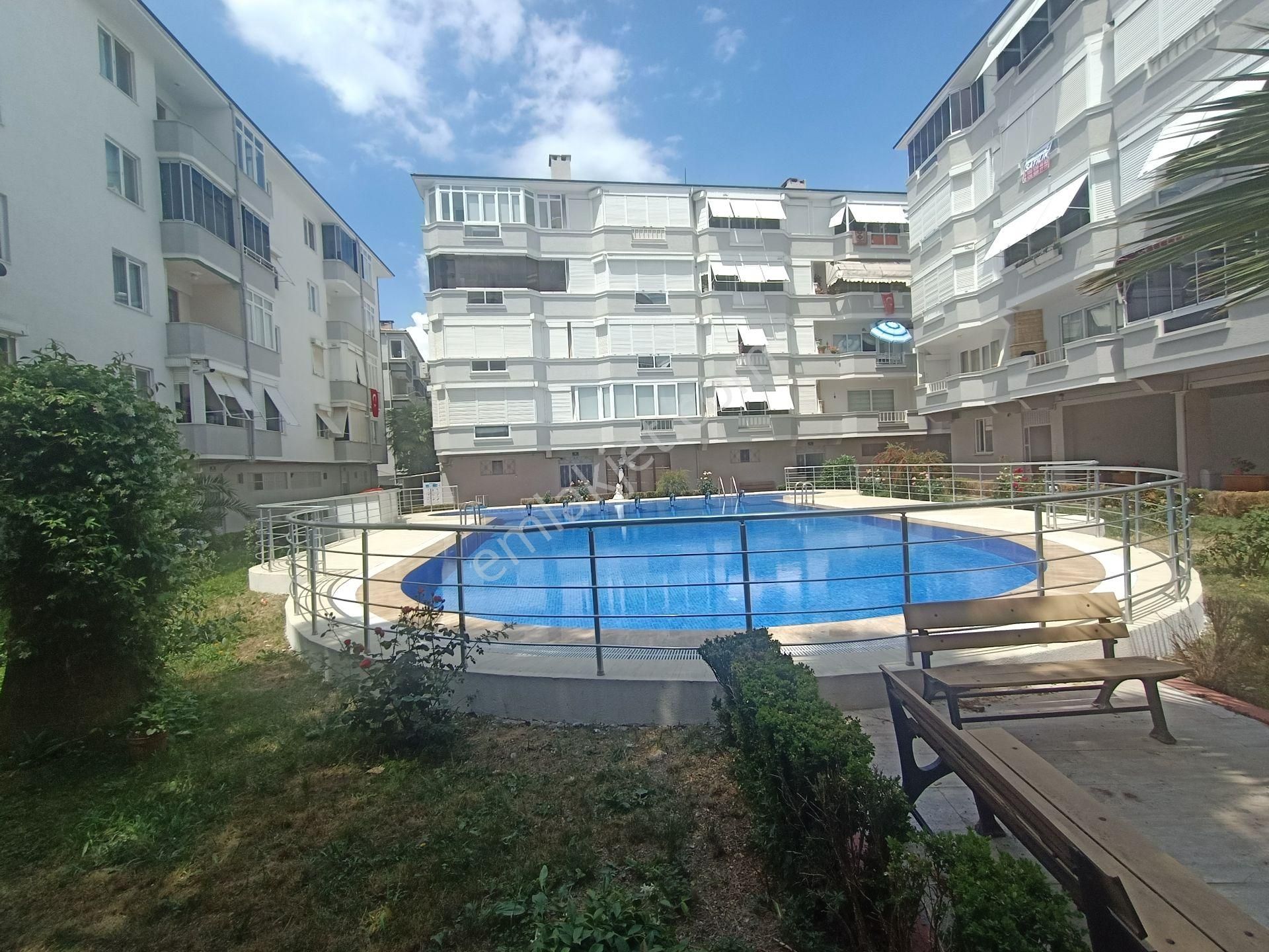 Bursa Gemlik Küçükkumla Da Satılık Havuzlu Daire