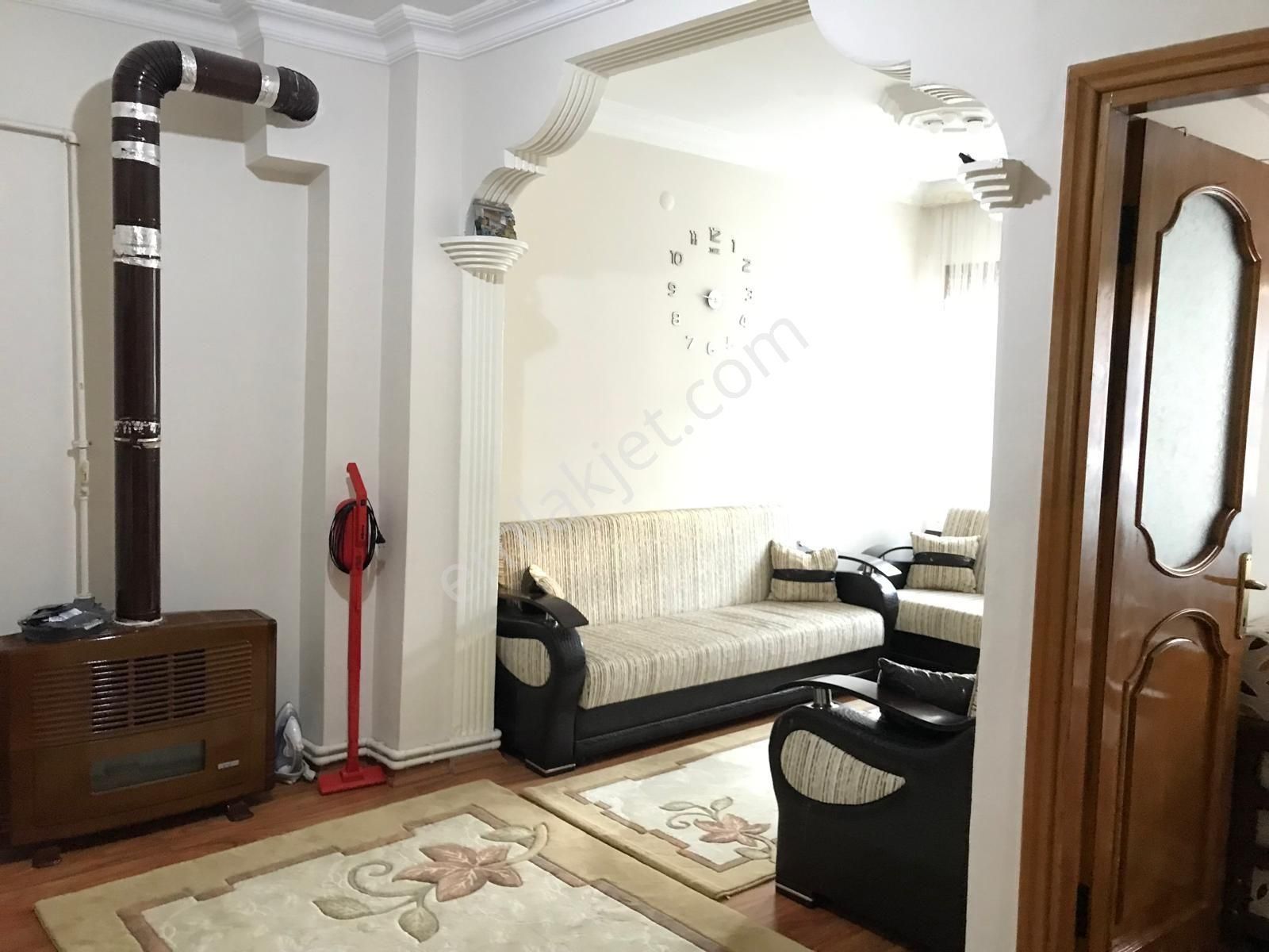 Dgs Emlaktan Satılık Daire Davutpasa Mahlesinde