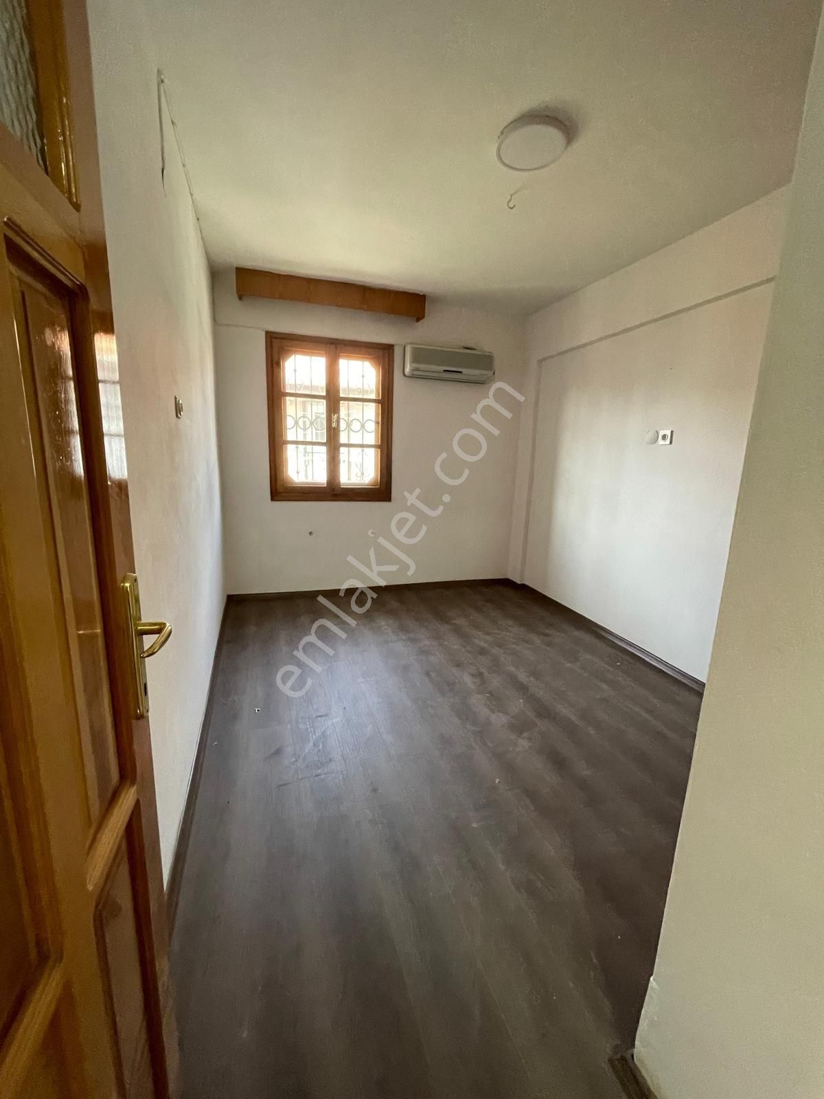 İzmir Seferihisar Ürkmez Doğanbeyede Deniz Tarafında 3+1 Yzlık Villa - Görsel 17