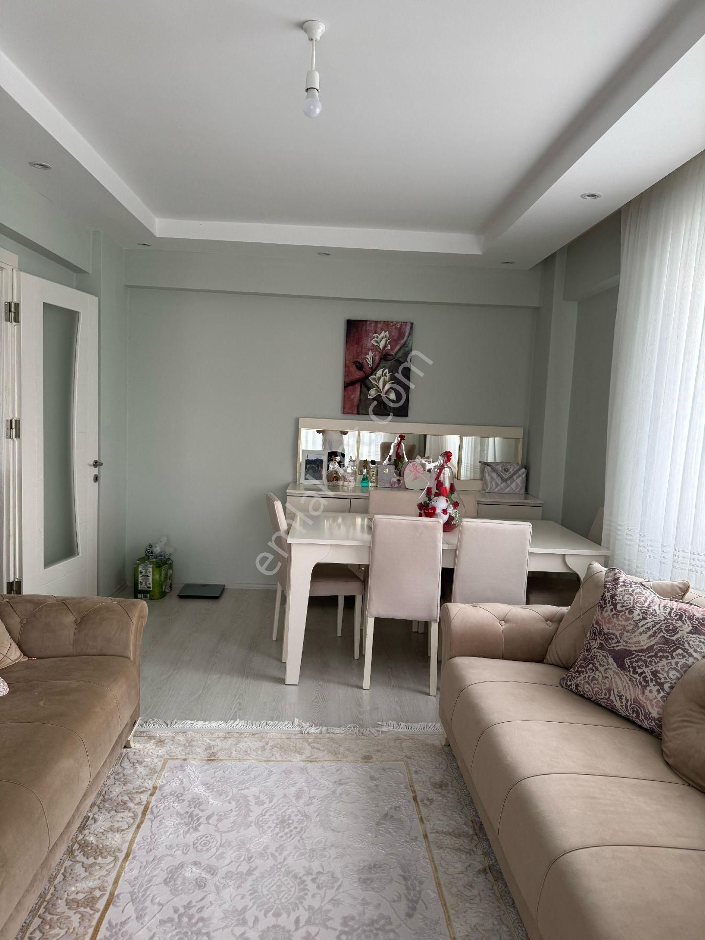 Yeşil Mah 3+1doğalgazlı Ebeveyn Banyolu Site İçerisinde Satılık Daire - Görsel 3