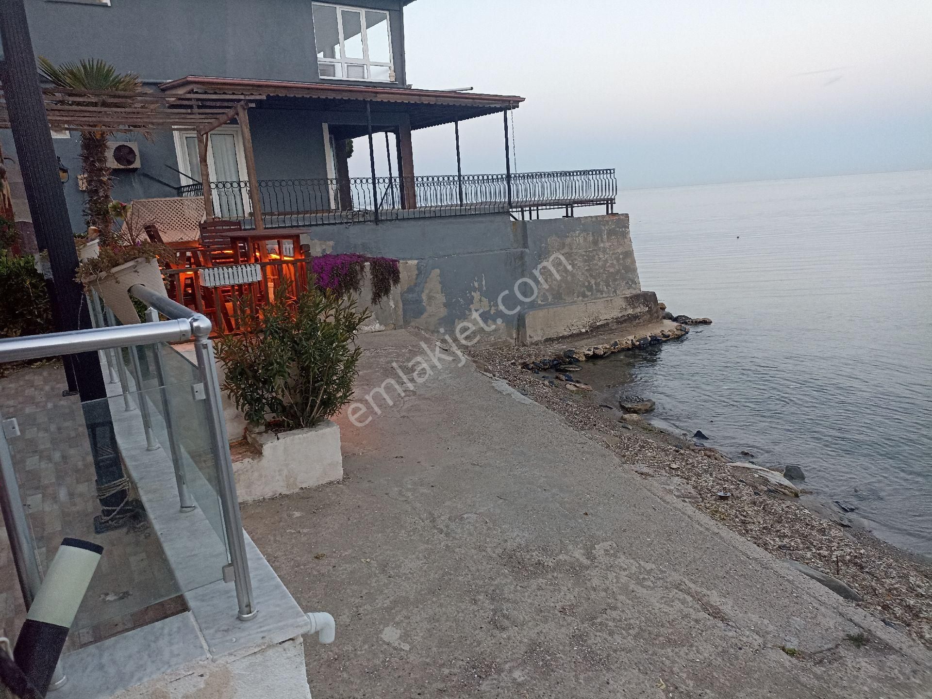 İstanbul İli Silivri İlçesi Gümüşyaka Mahallesi'nde Denize Sıfır Villa. - Görsel 8