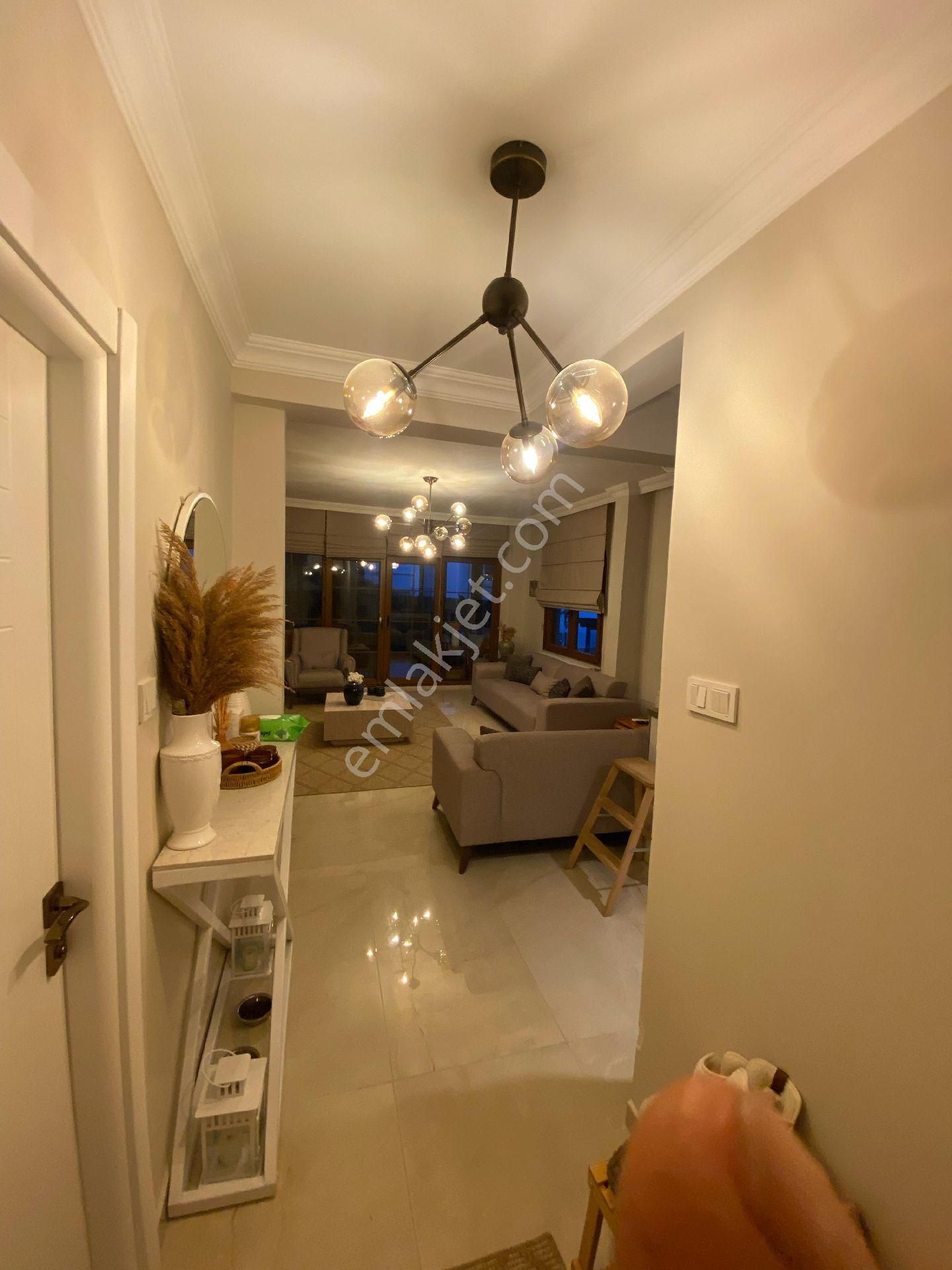 İstanbul İli Silivri İlçesi Gümüşyaka Mahallesi'nde Denize Sıfır Villa. - Görsel 7