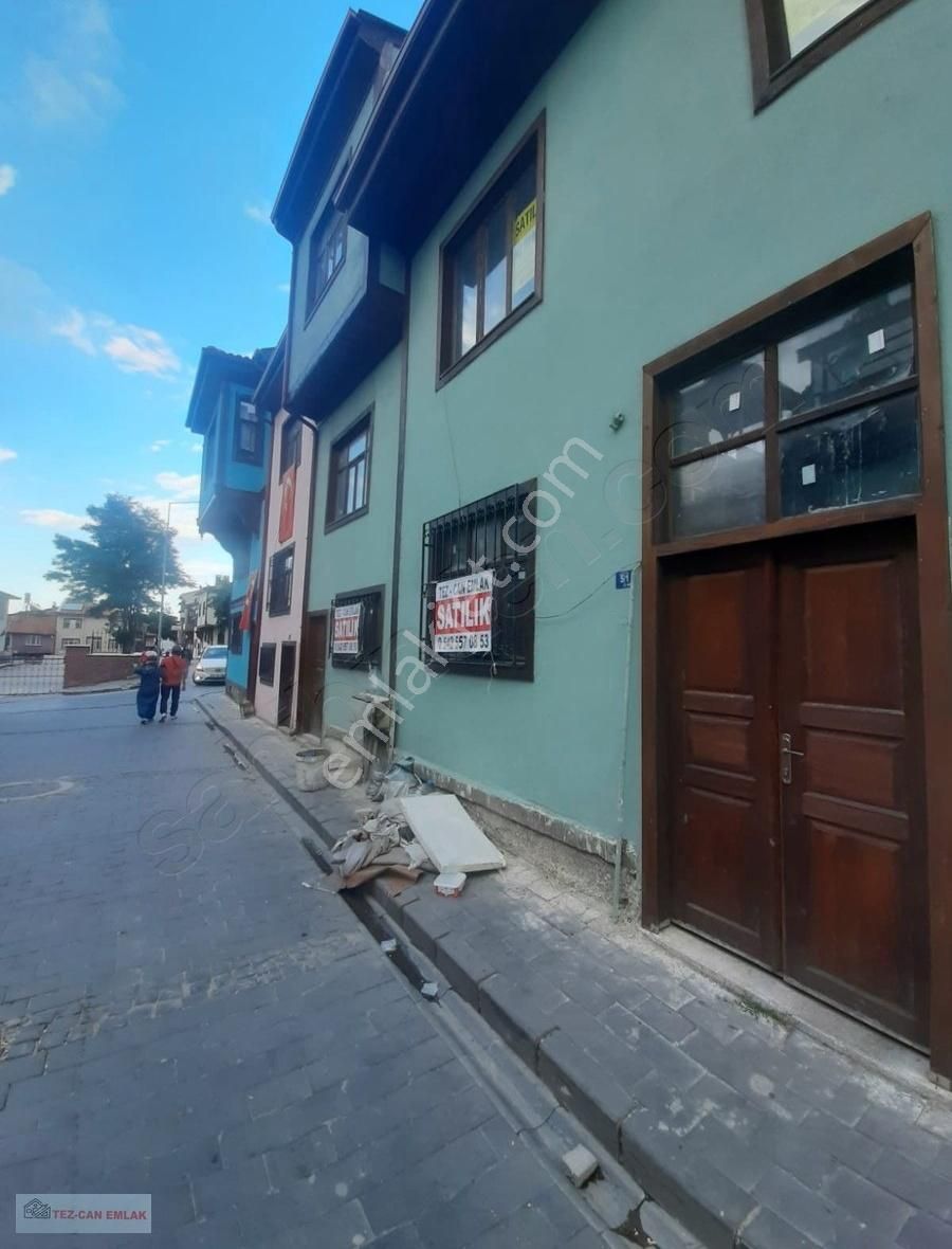 Afyon Tezcan Emlaktan Müstakil 3 Ev
