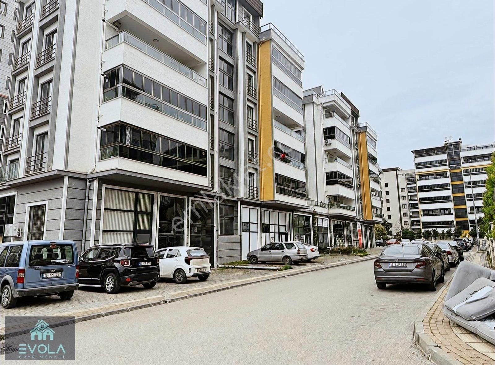 Evola Gym'den Mükemmel Konum Ve Manzaralı 3+1 Daire