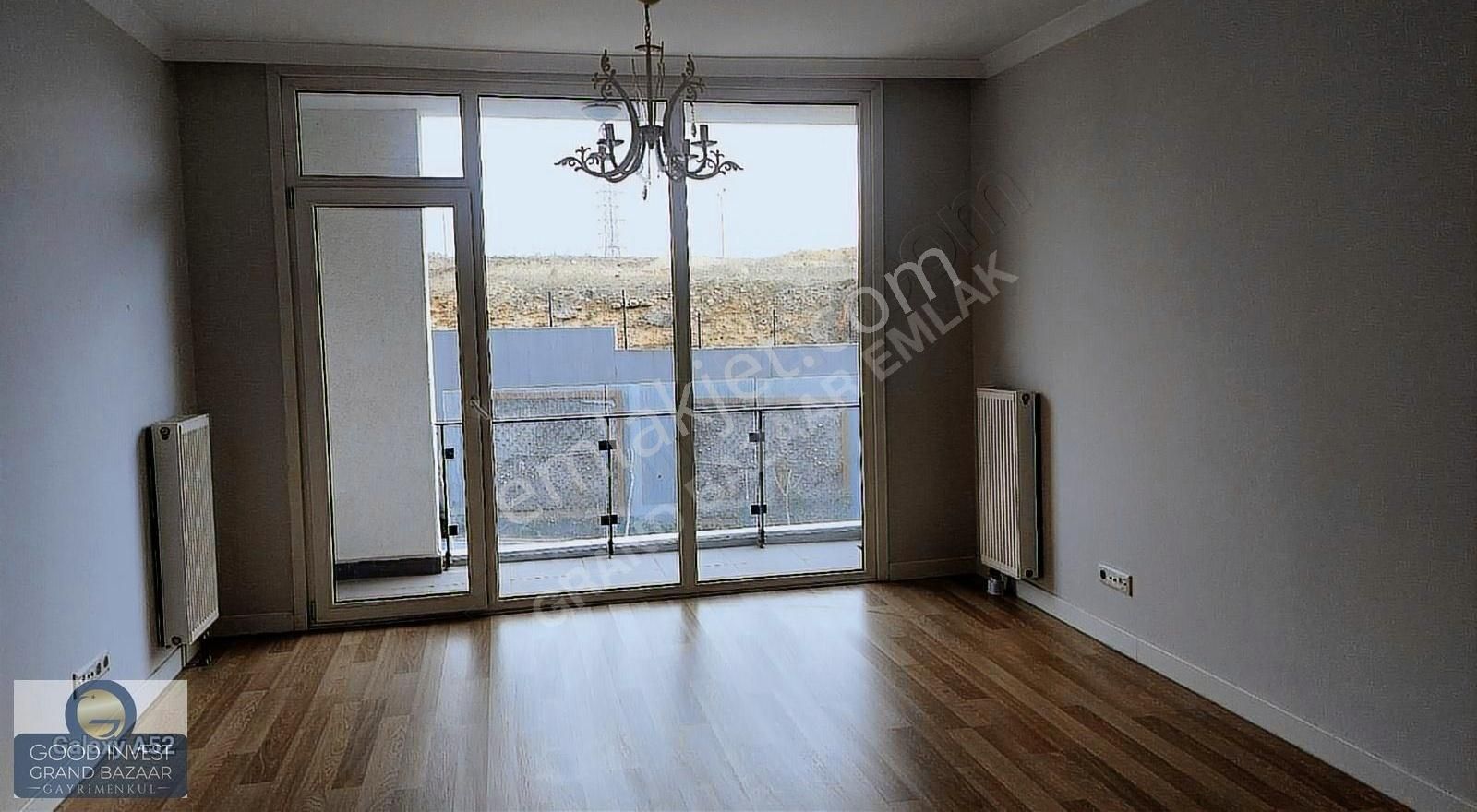 Emlakkonut Başakşehir Evlerinde Oturuma Hazır 105m2 Boş Daire