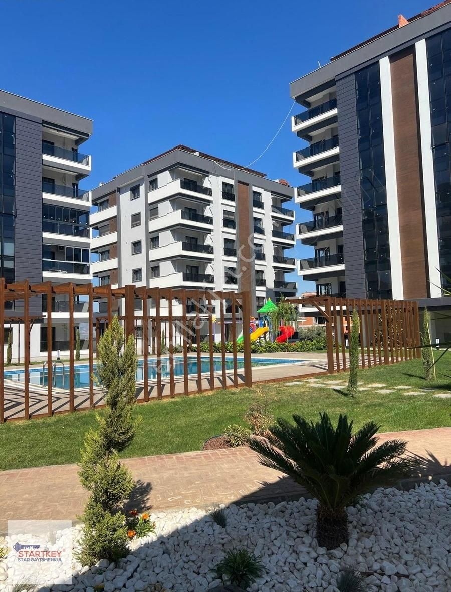 Startkey Star'dan Ergenekon'da Site İçerisinde Ara Kat 160 M2
