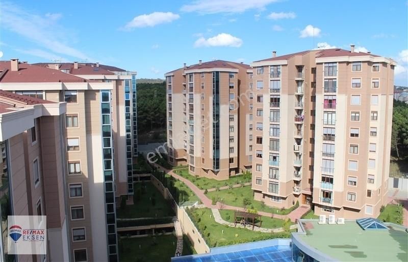Çekmeköy Taşdelen Mah Carpediem Sit De Satılık 1+1 Daire