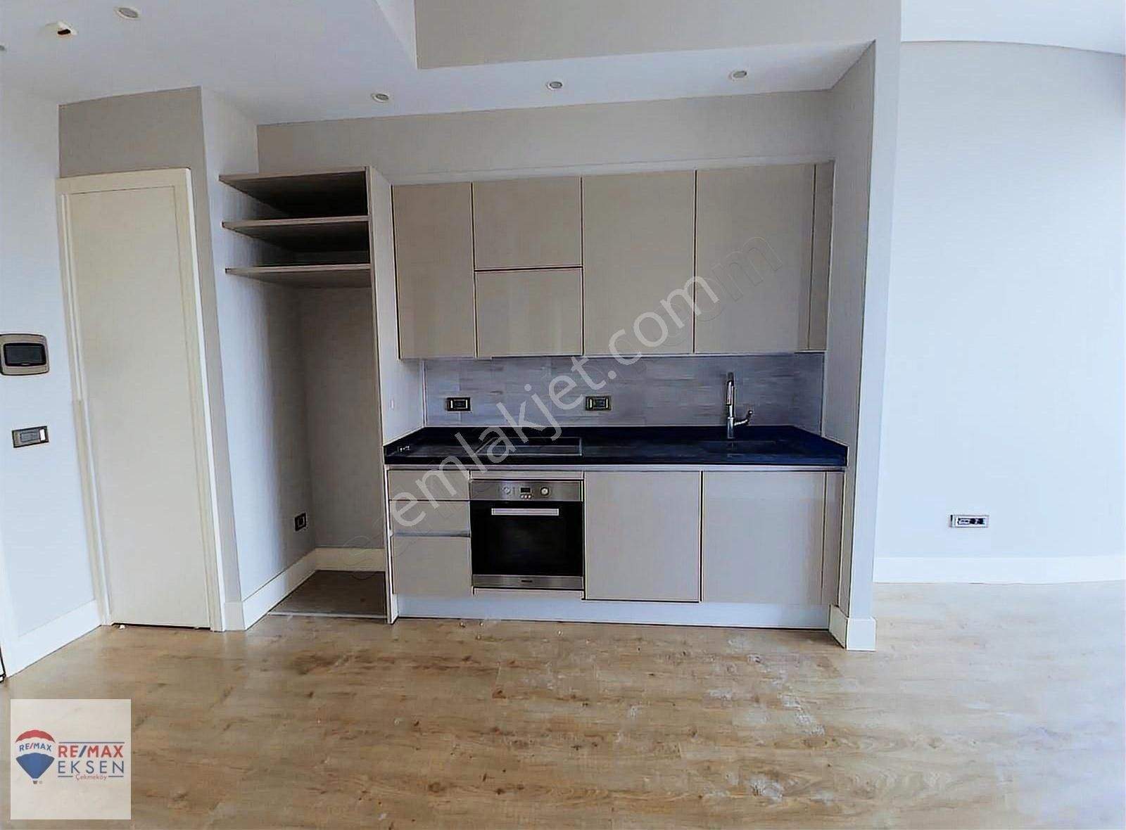 Metropol İstanbul 2+1 Kiralık Boş Daire Halime Tarancı