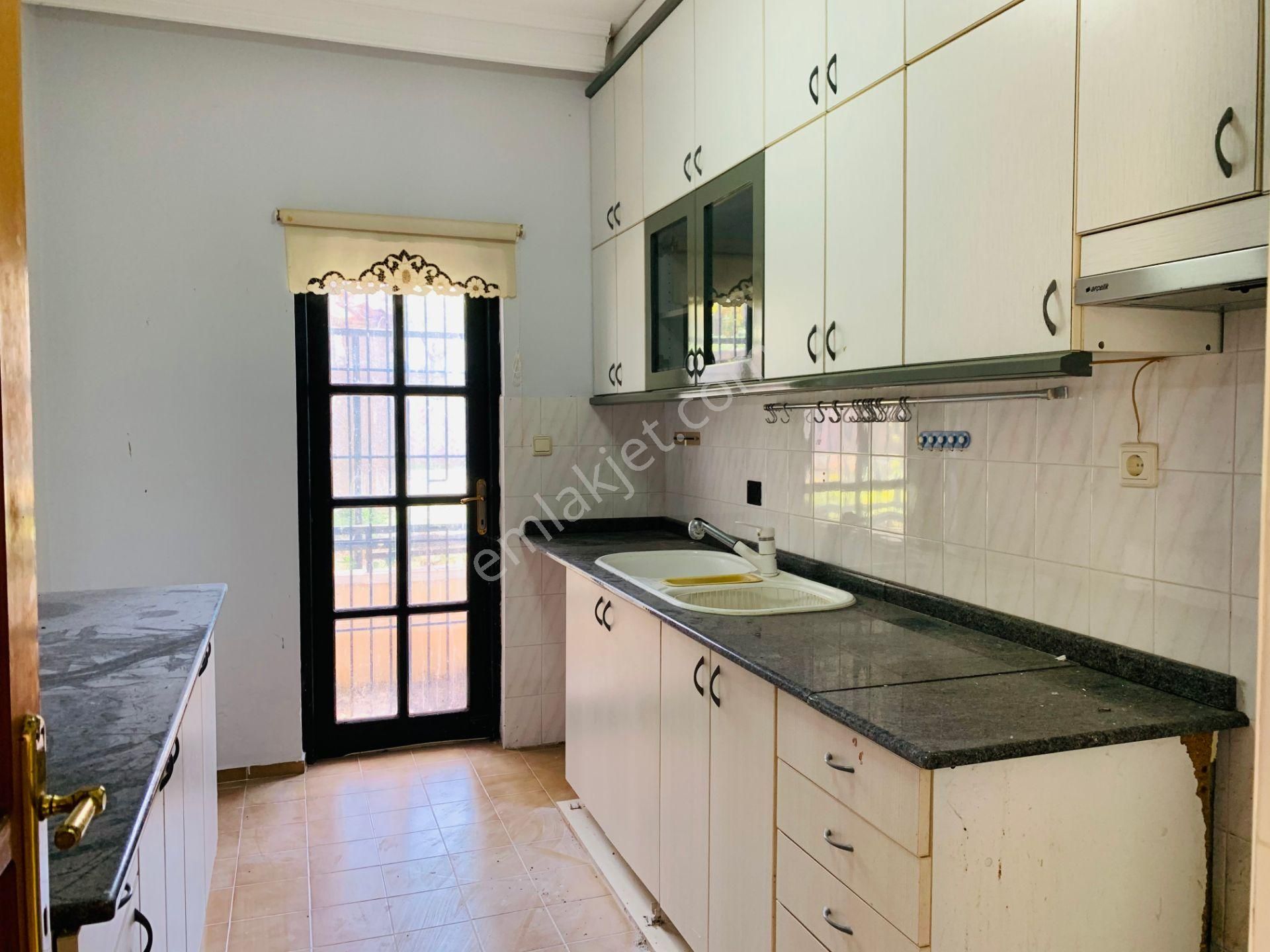 Emlakparktan Keşeflide Site İçi Kiralık 3+1 Villa - Görsel 22