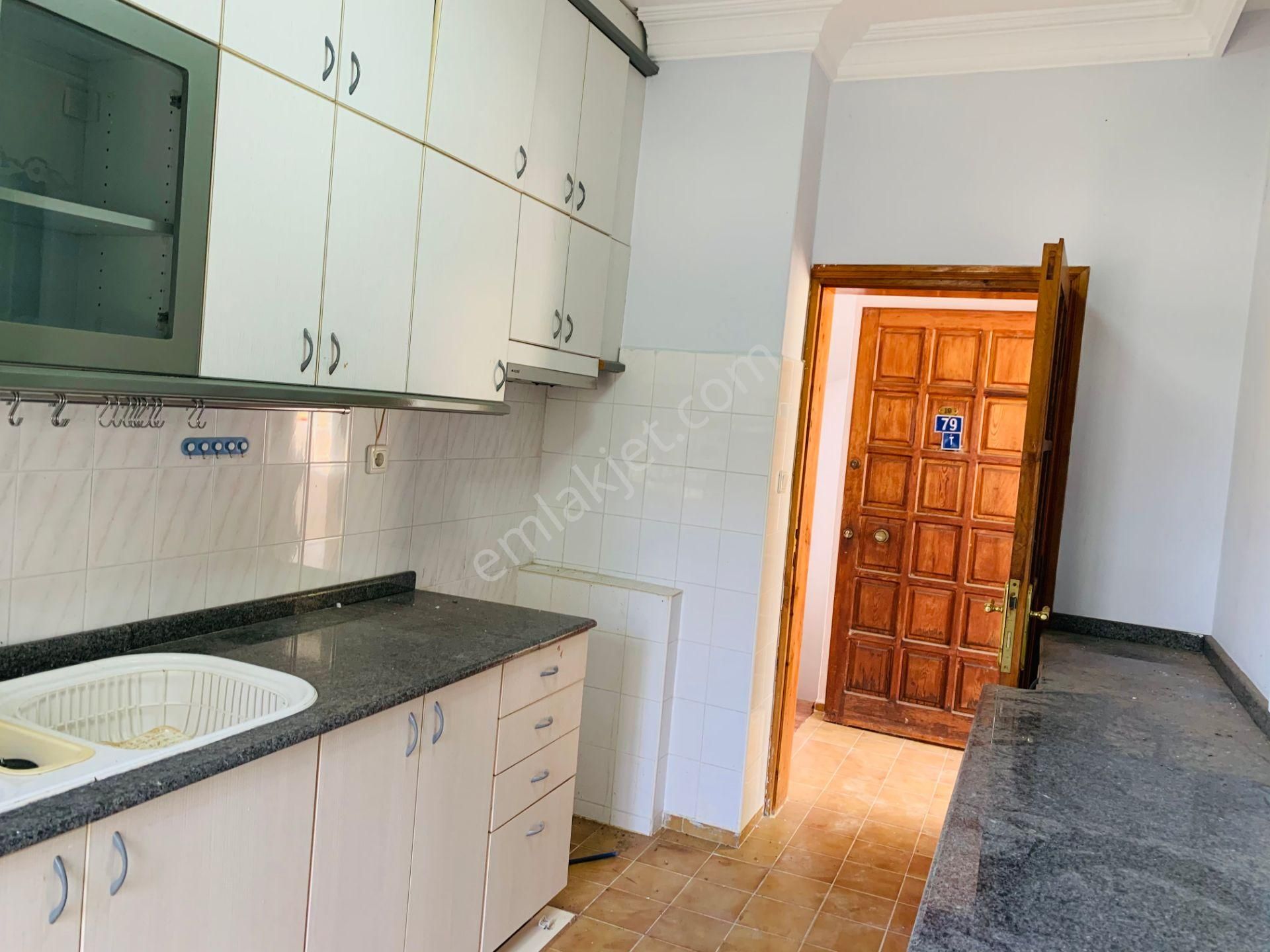 Emlakparktan Keşeflide Site İçi Kiralık 3+1 Villa - Görsel 23