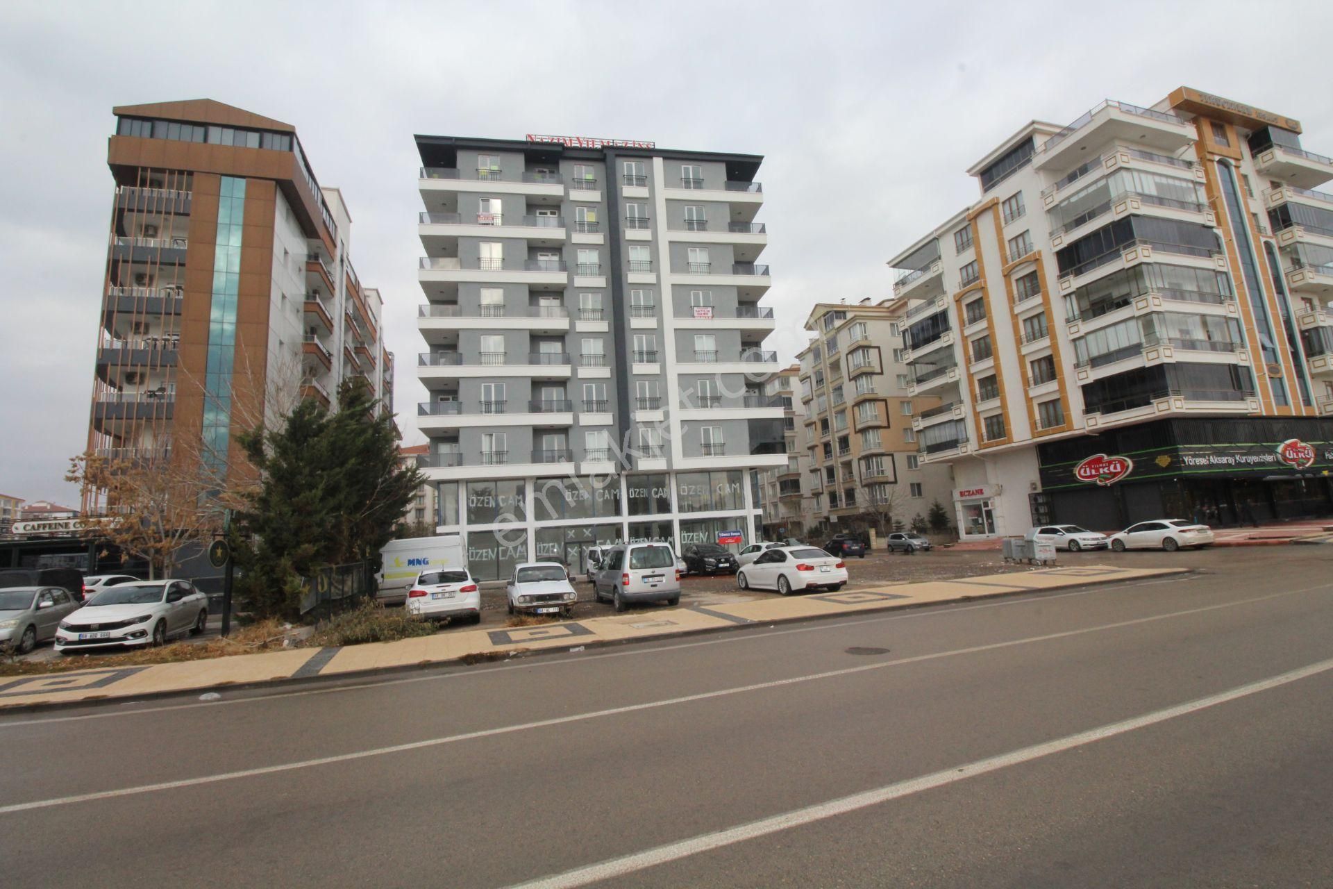 Aksaray Taşpazar Mahallesi Kent Park Karşısı 3+1 Sıfır Daire
