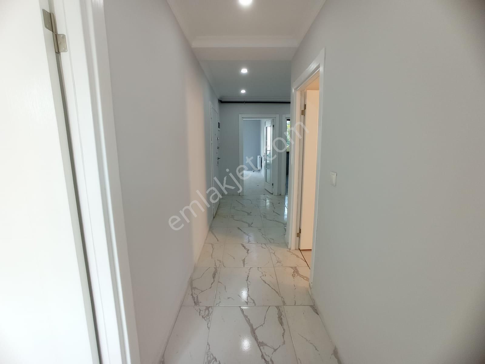 Silivri Alibey Mah'de İyi Konumda Satılık 3+1 Ferah Daire - Görsel 5