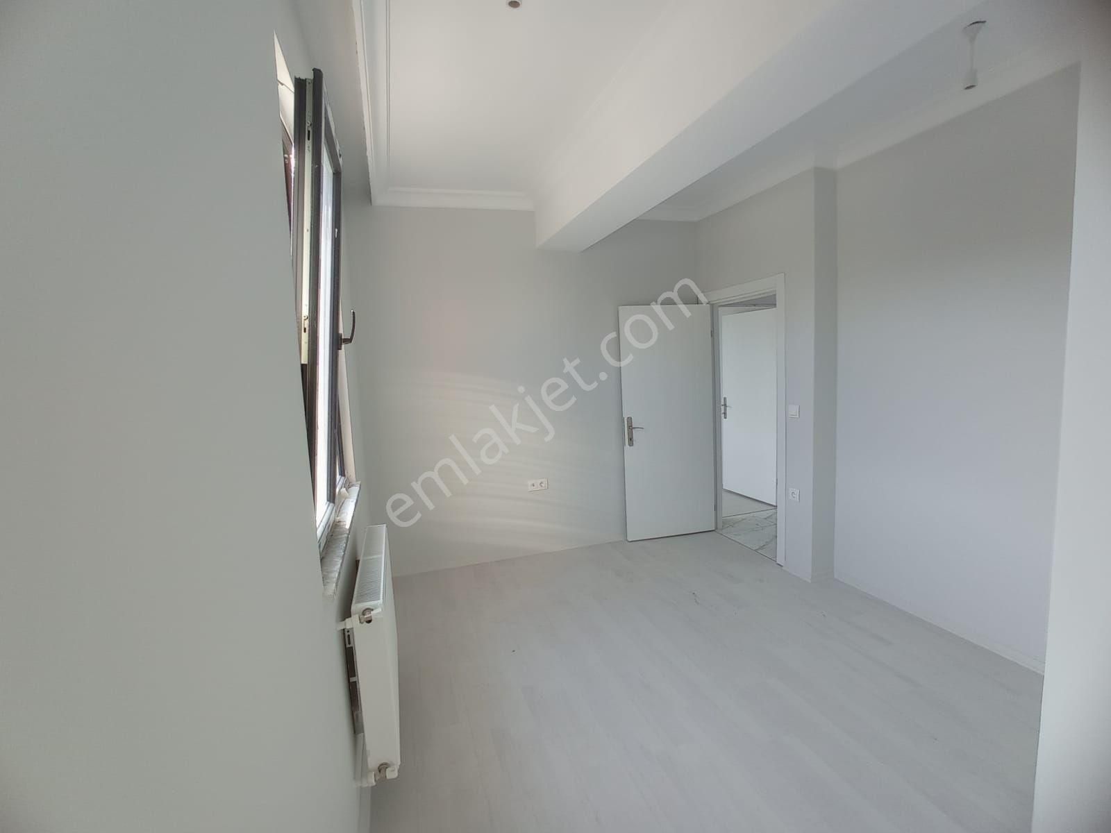 Silivri Alibey Mah'de İyi Konumda Satılık 3+1 Ferah Daire - Görsel 8