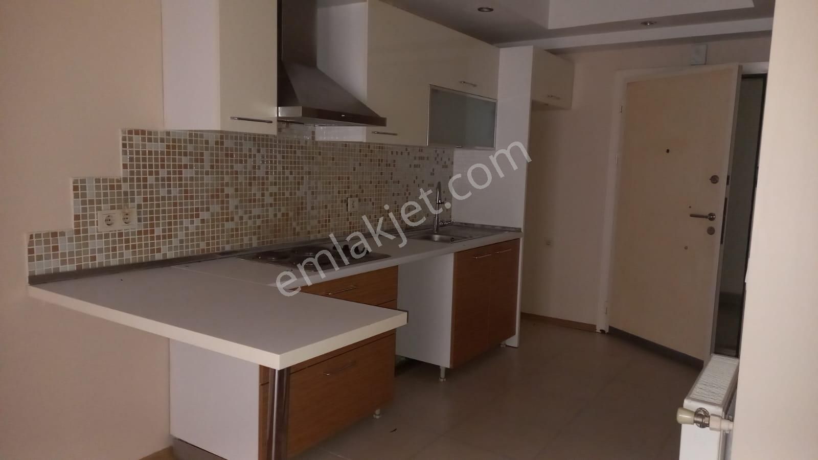 Papatya Residence 2 Merkezi Konumda Kiracısız Stüdyo Tarzı 1+1 - Görsel 5
