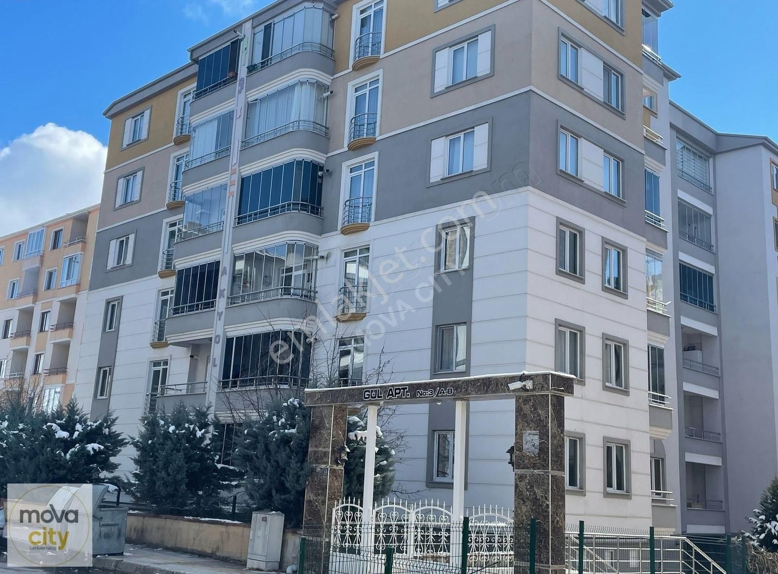 Buhara Bölgesinde 3+1 Eşyalı Kiralık Daire