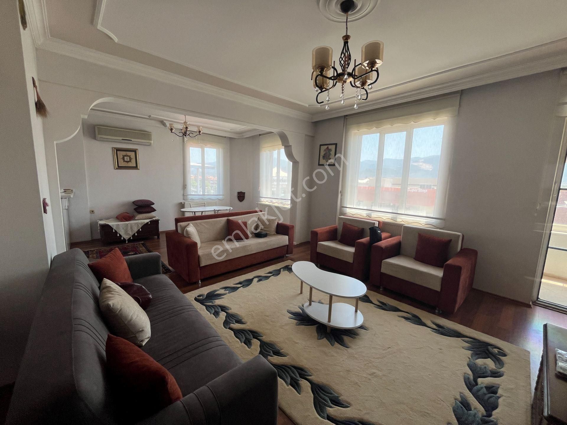 Milas Merkezde Full Eşyalı 2+1 Kiralık Daire