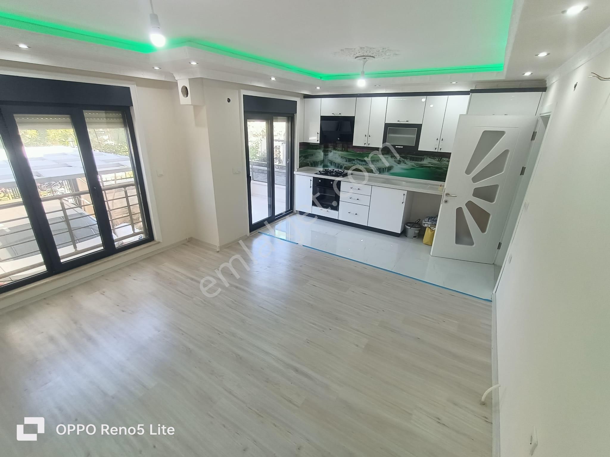 Buse Emlaktan Edremit Gürede Denize 200 Metre Mesafede Villa - Görsel 8