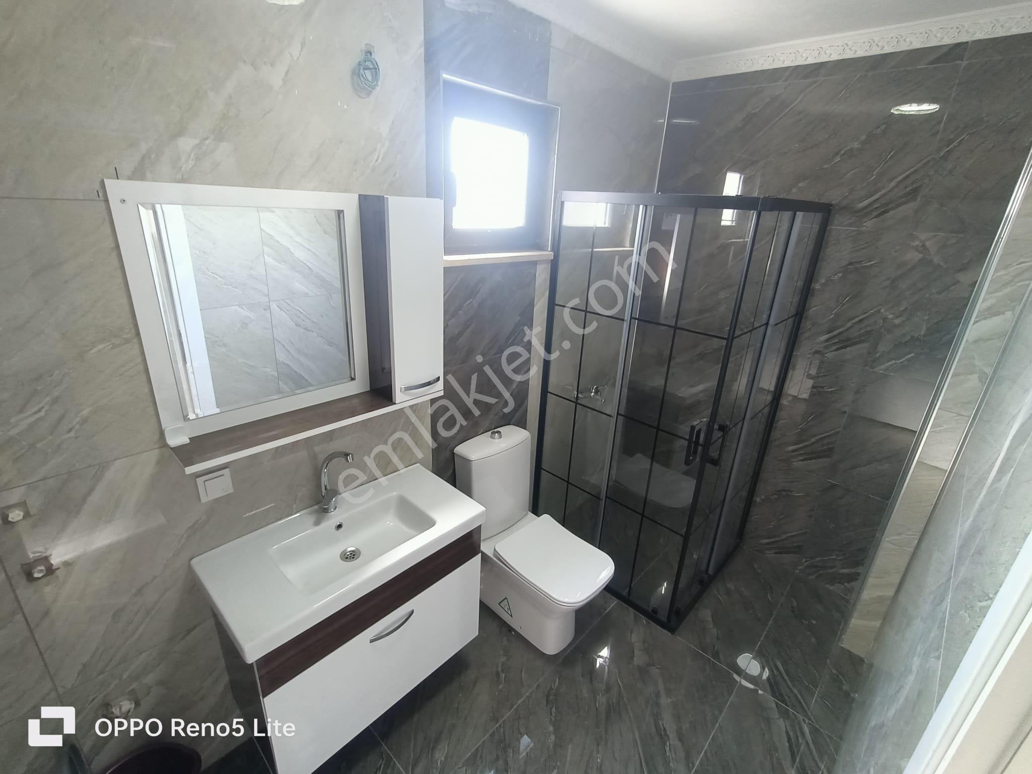 Buse Emlaktan Edremit Gürede Denize 200 Metre Mesafede Villa - Görsel 16