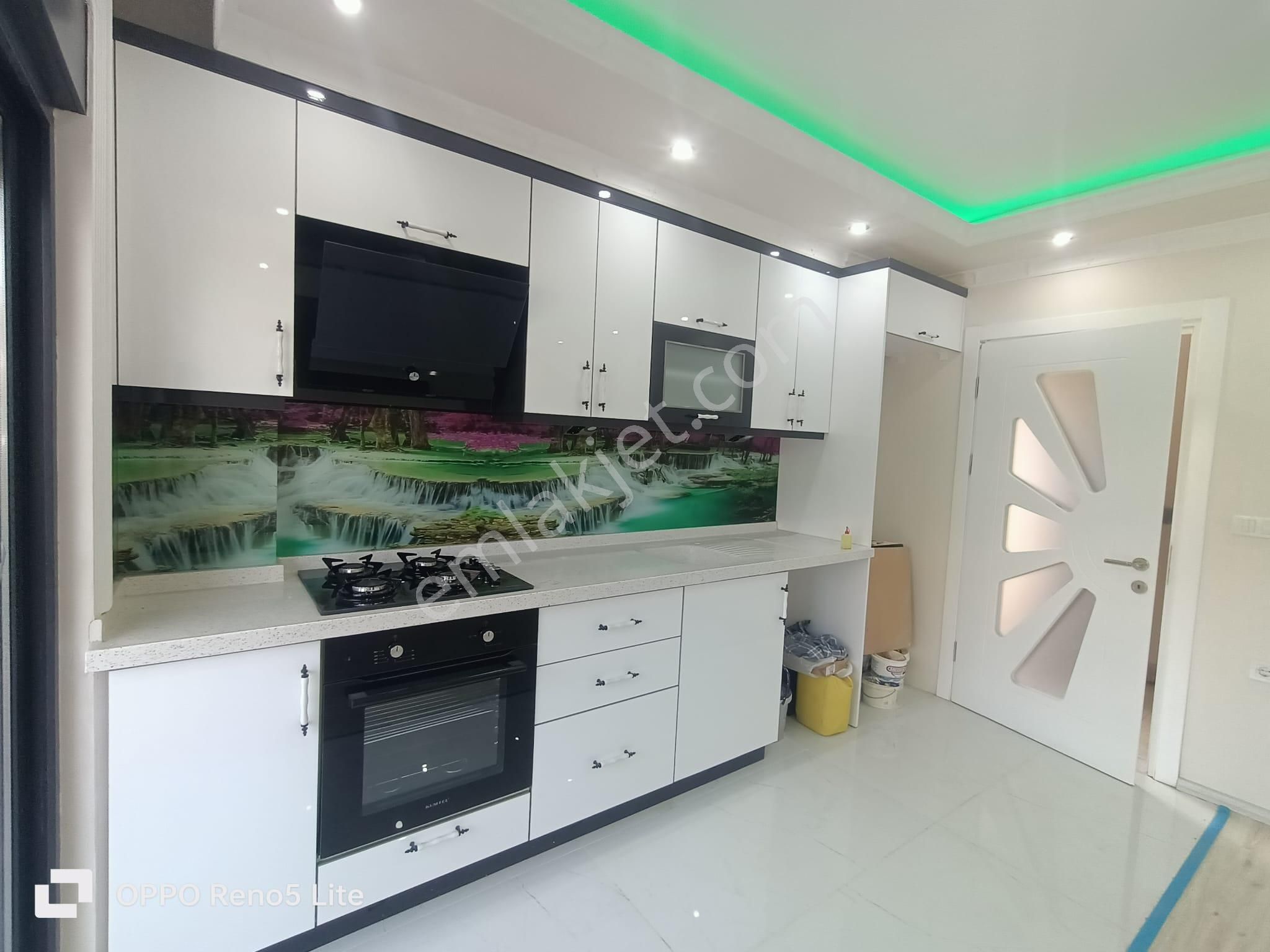 Buse Emlaktan Edremit Gürede Denize 200 Metre Mesafede Villa - Görsel 11