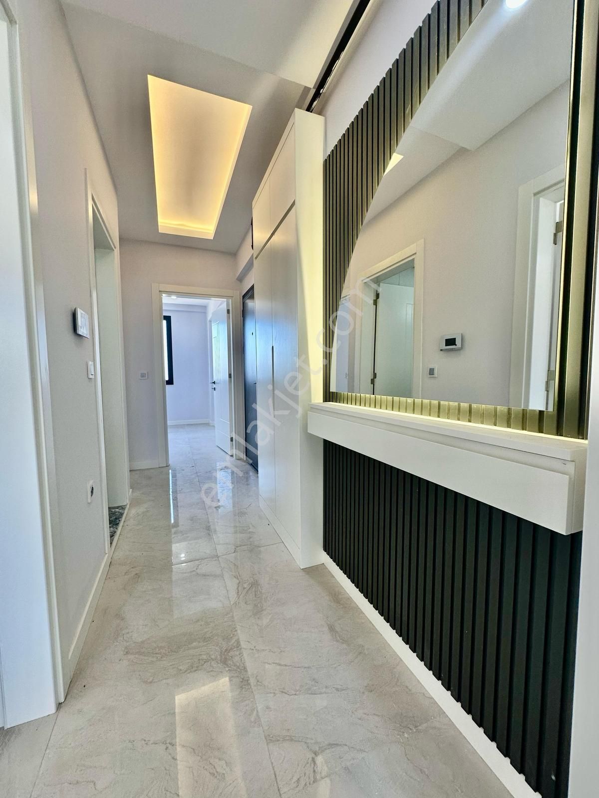 Denizli Şehir Hastanesine Yakın 2+1 Ebeveyn Banyolu Süper Konumda Fırsat Satılık Daire