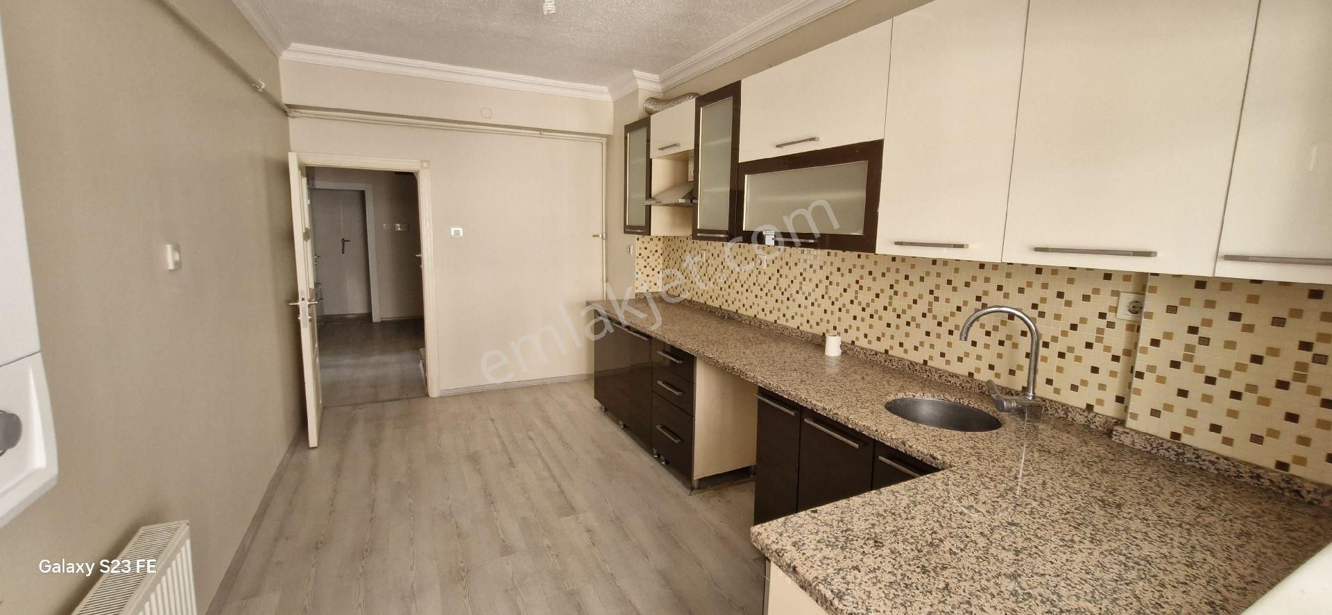 Fiyat Düştü 6+1 Dublex 230m2 Emsalsiz Fiyat 19 Mayıs Caddesi Fırsat Dublex - Görsel 2