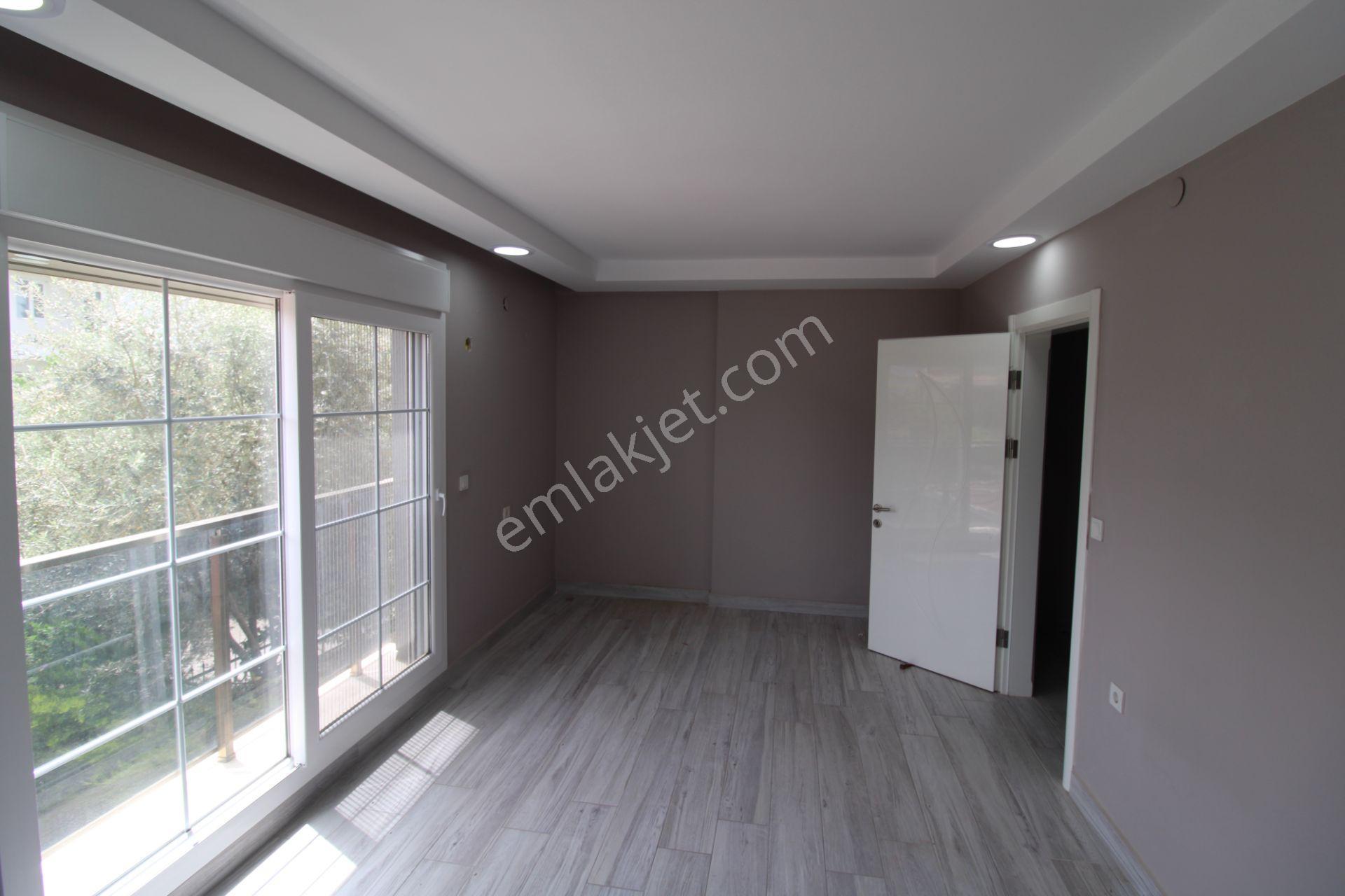 Aydın Didim Altınkum Mahallesi 3+1 Açık Mutfak Bahçeli Villa Köşe Başı Otoparklı - Görsel 18