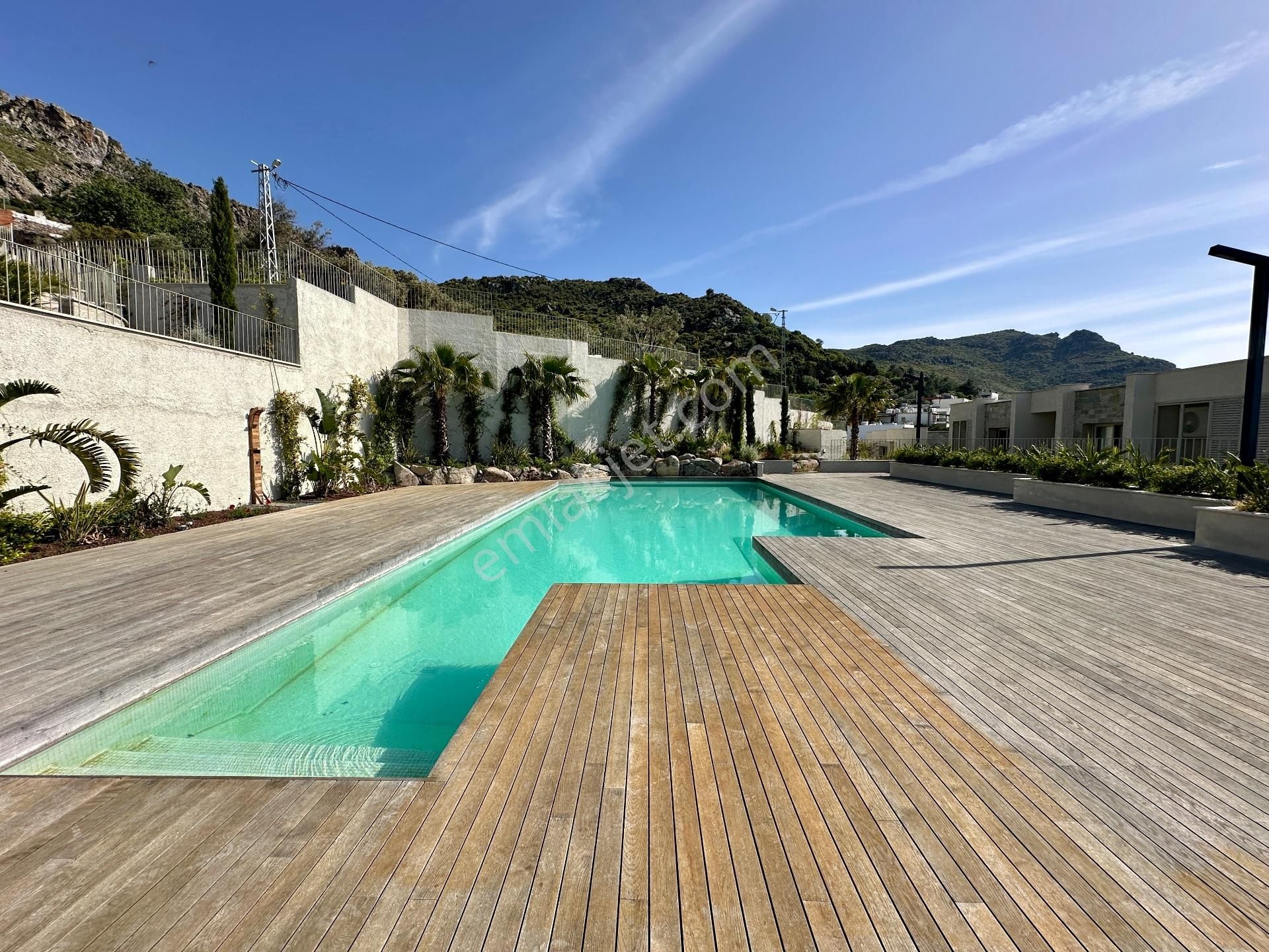 Bodrum Turgutreis'te Muhteşem Deniz Manzaralı Sıfır Lüks Daire - Görsel 5