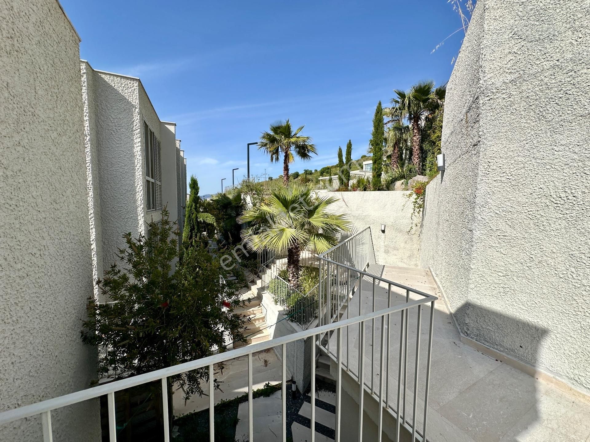 Bodrum Turgutreis'te Muhteşem Deniz Manzaralı Sıfır Lüks Daire - Görsel 8