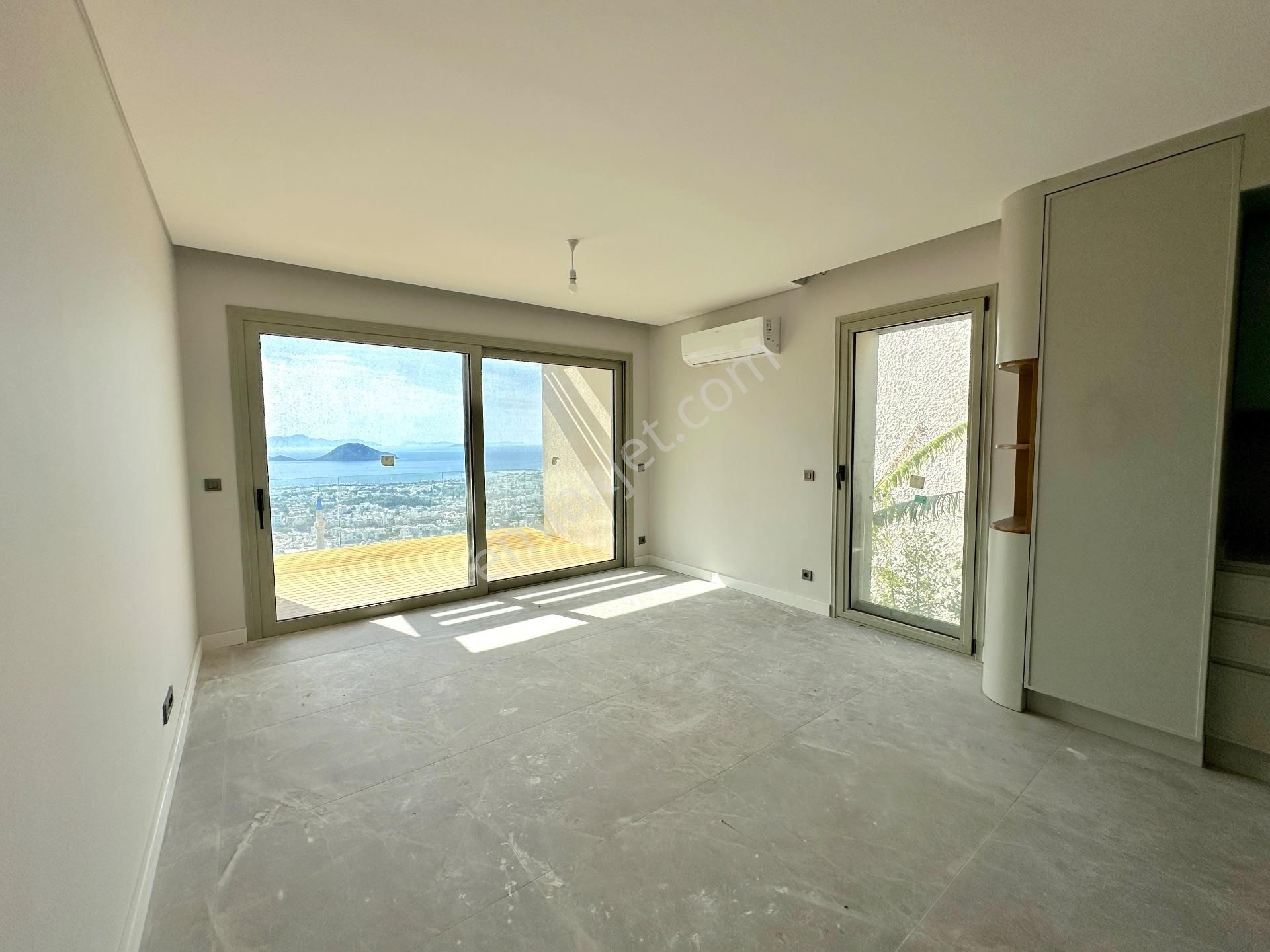 Bodrum Turgutreis'te Muhteşem Deniz Manzaralı Sıfır Lüks Daire - Görsel 11