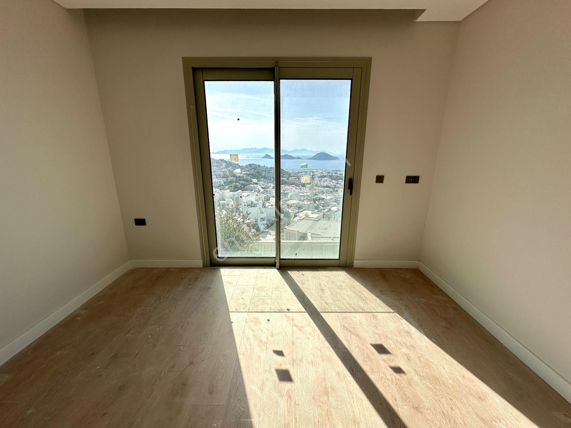 Bodrum Turgutreis'te Muhteşem Deniz Manzaralı Sıfır Lüks Daire - Görsel 25