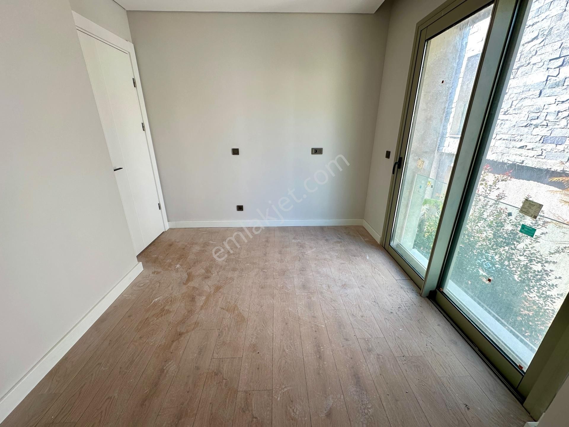 Bodrum Turgutreis'te Muhteşem Deniz Manzaralı Sıfır Lüks Daire - Görsel 32