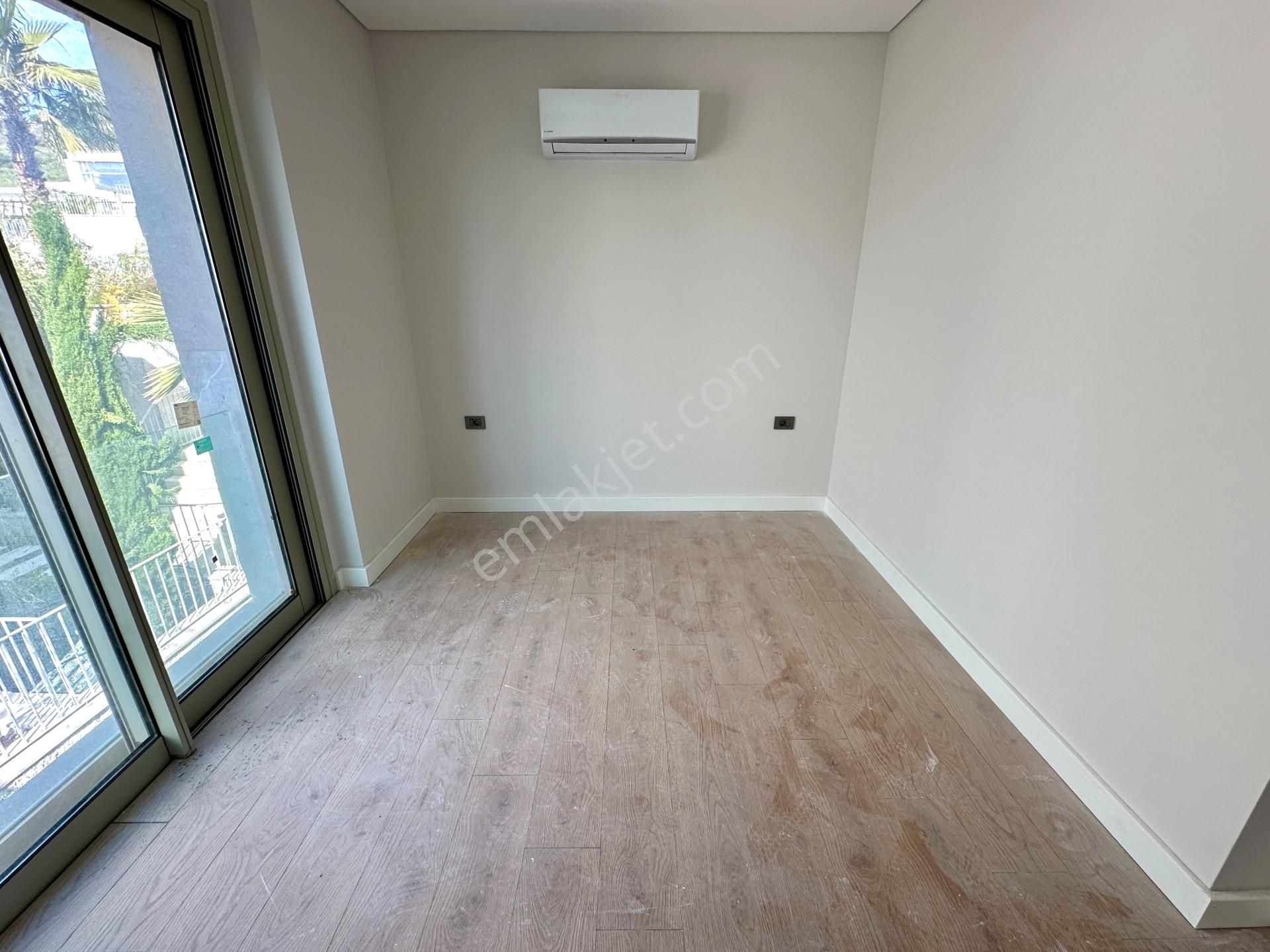 Bodrum Turgutreis'te Muhteşem Deniz Manzaralı Sıfır Lüks Daire - Görsel 30