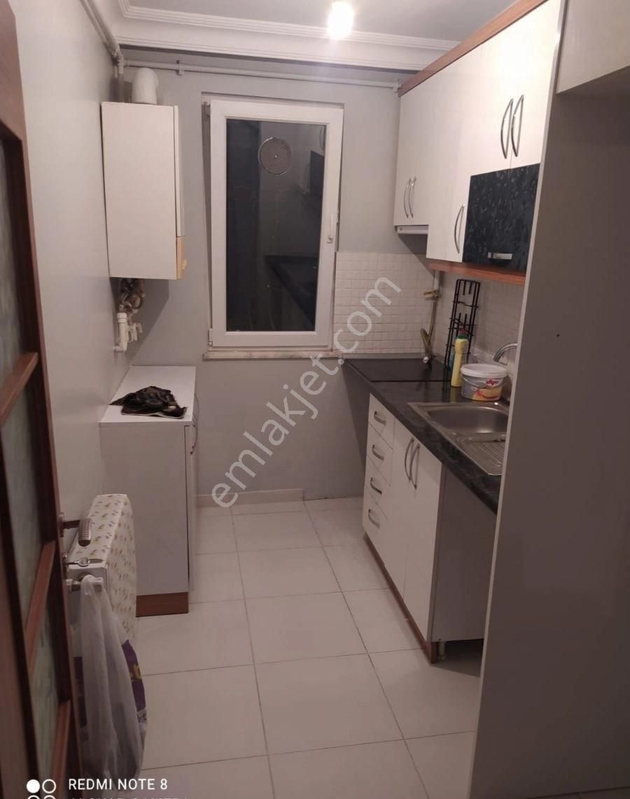 Kağıthane Sanayi Mah. 75m2 2+1 Bahçe Katı, İskanlı,otoparklı,asansörlü