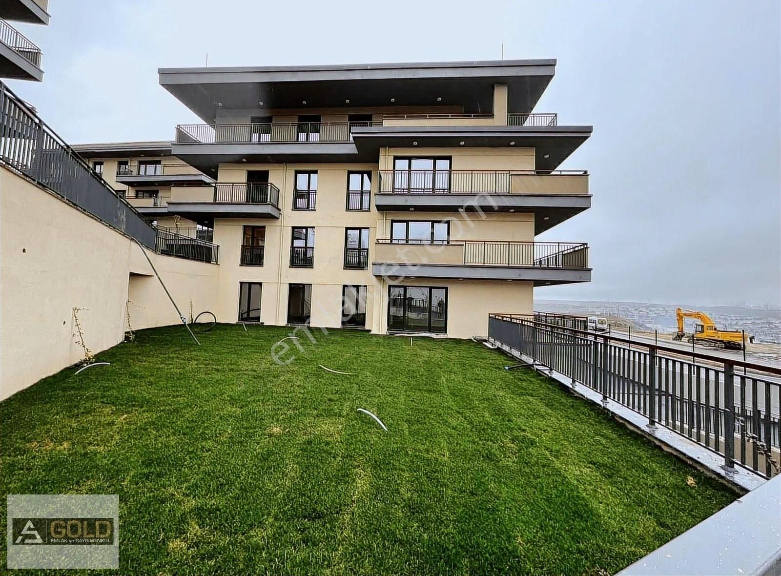 Vadi Evleri 2.etap 5+1 Büyük Teraslı 428m2 Katta Tek Daire