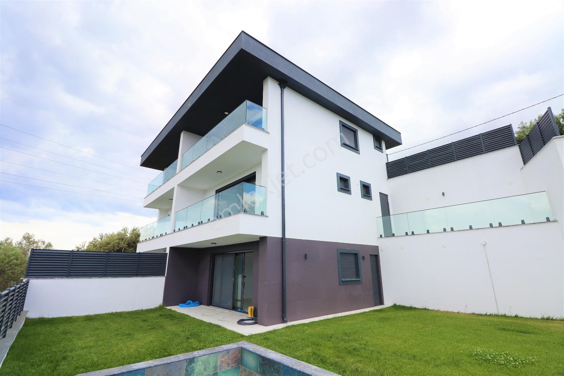 Güre'de Ful Deniz Manzaralı Özel Havuzlu Satılık Villa - Görsel 7