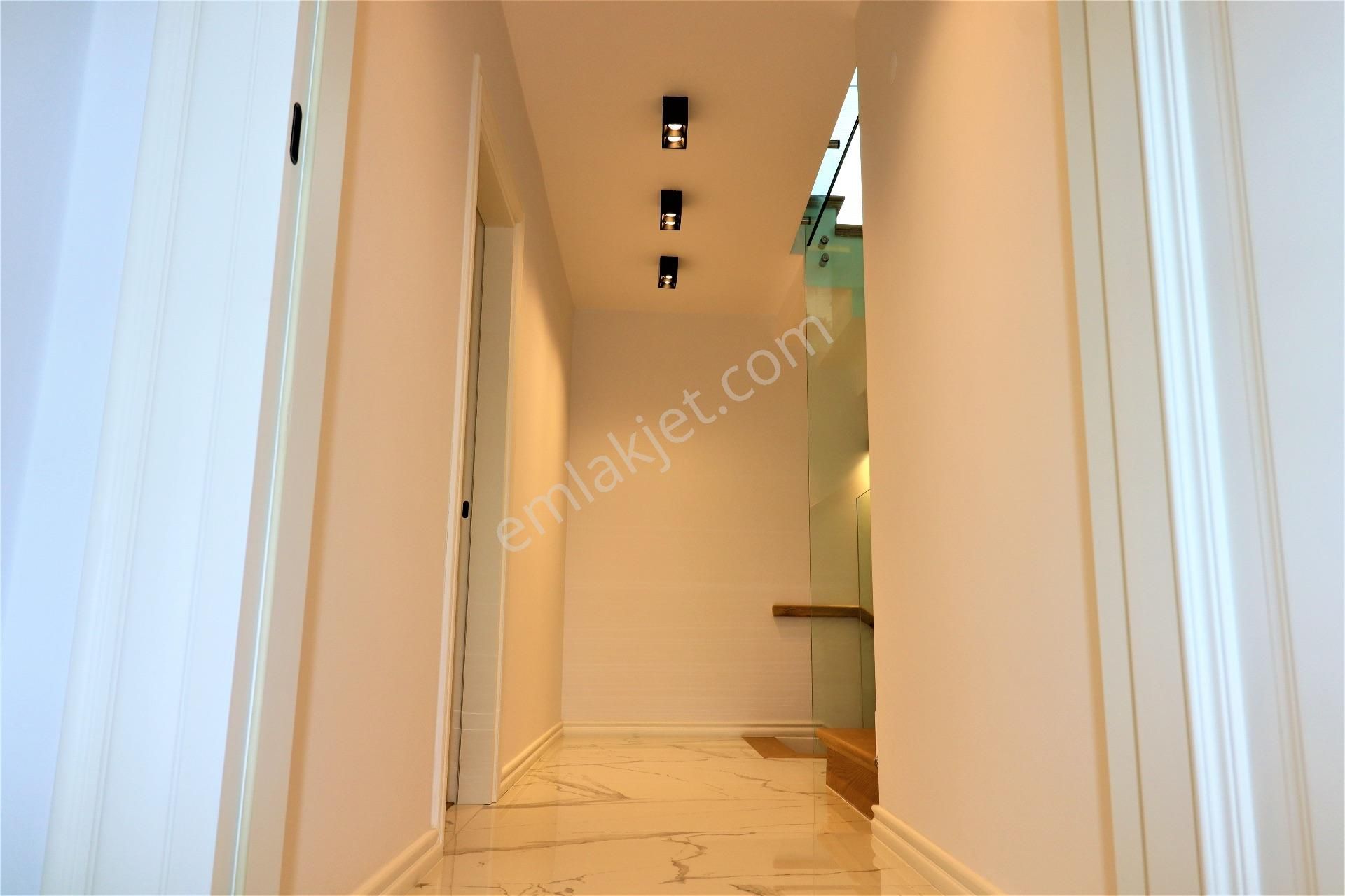 Güre'de Ful Deniz Manzaralı Özel Havuzlu Satılık Villa - Görsel 23
