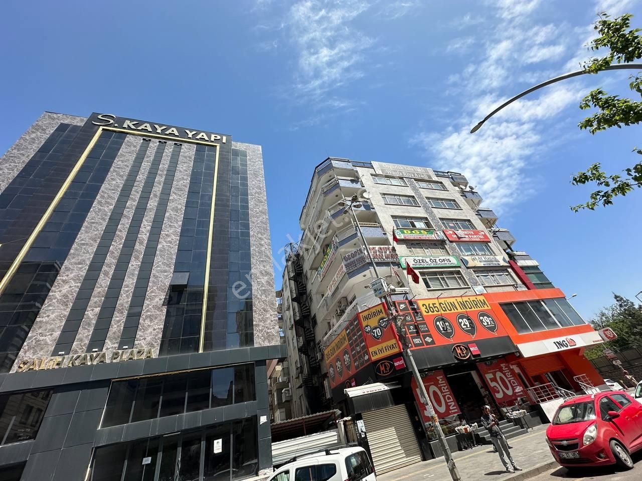 Ofis Akbank'ın Yanında Sıfır 1+1 Kiralık Büro