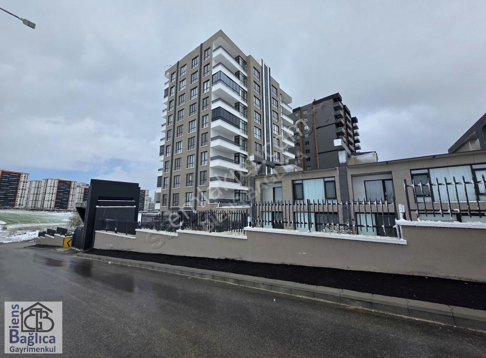 Kadraj Da Siteiçi 4+1 Sıfır Ultralüx Villa Kapalı Otoparklı