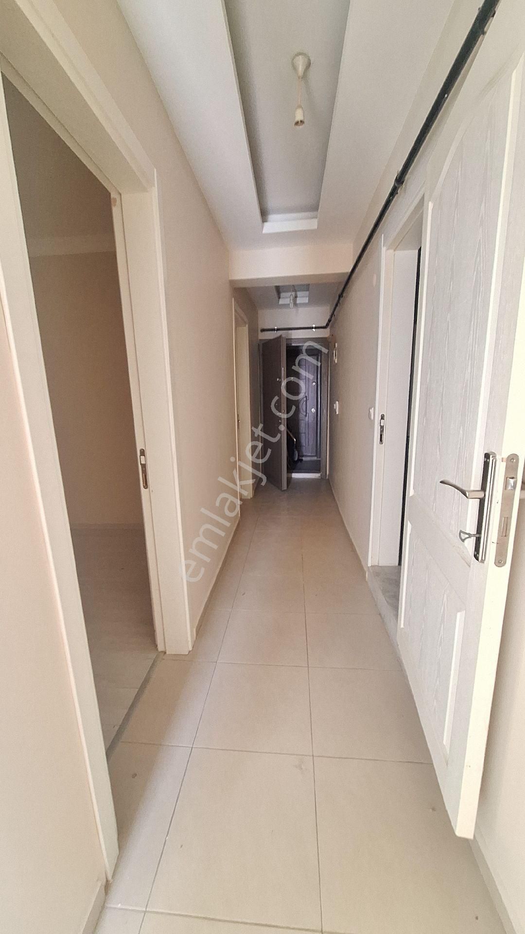 Satilık+1 90 M² Ara Kat Dogal Gazlı Daire - Görsel 9