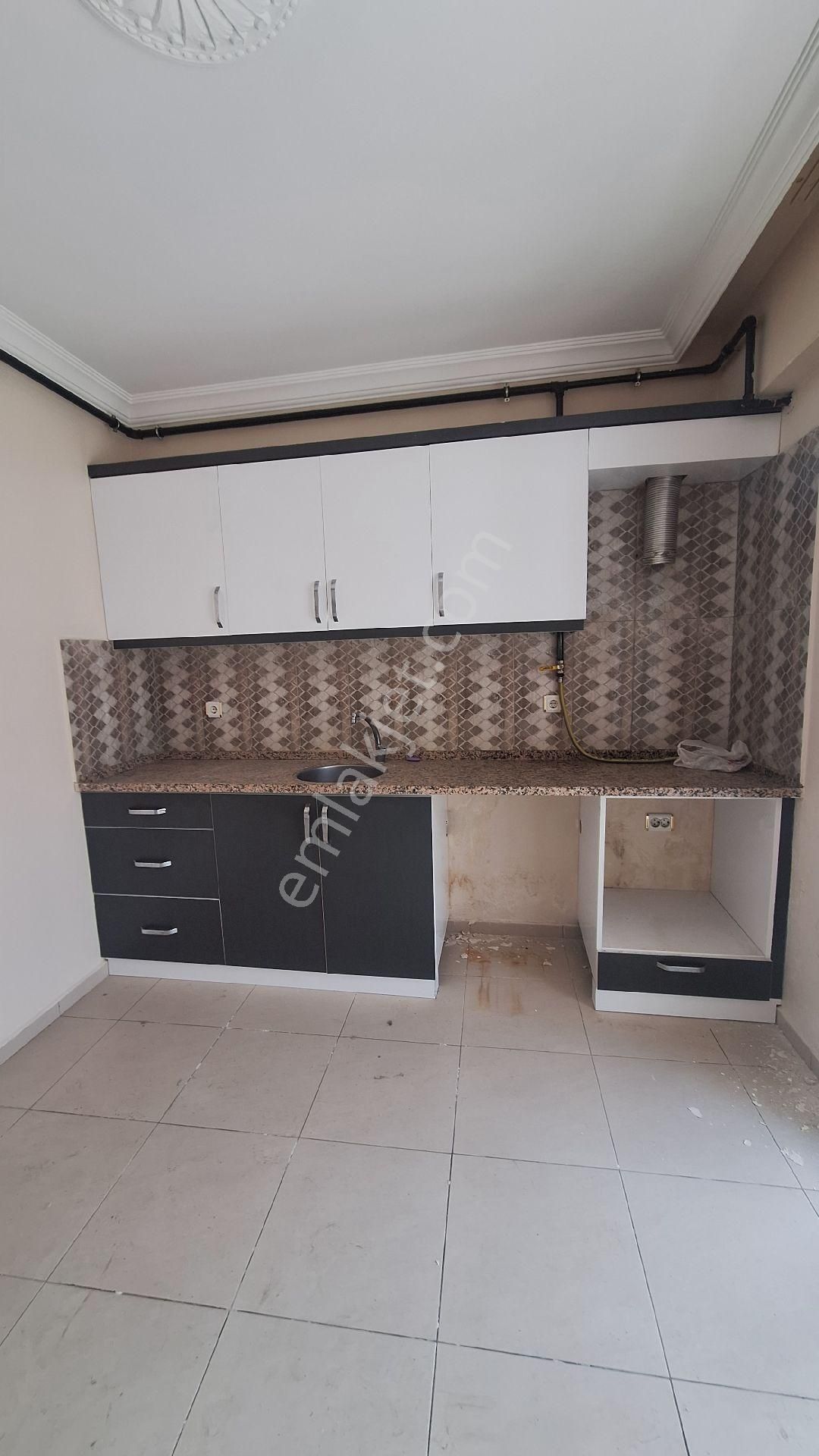 Satilık+1 90 M² Ara Kat Dogal Gazlı Daire - Görsel 11