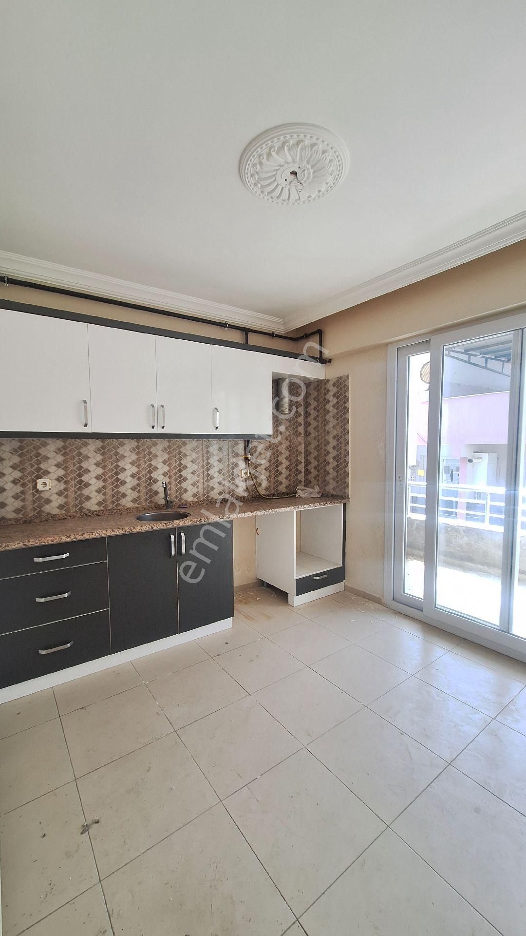 Satilık+1 90 M² Ara Kat Dogal Gazlı Daire - Görsel 10