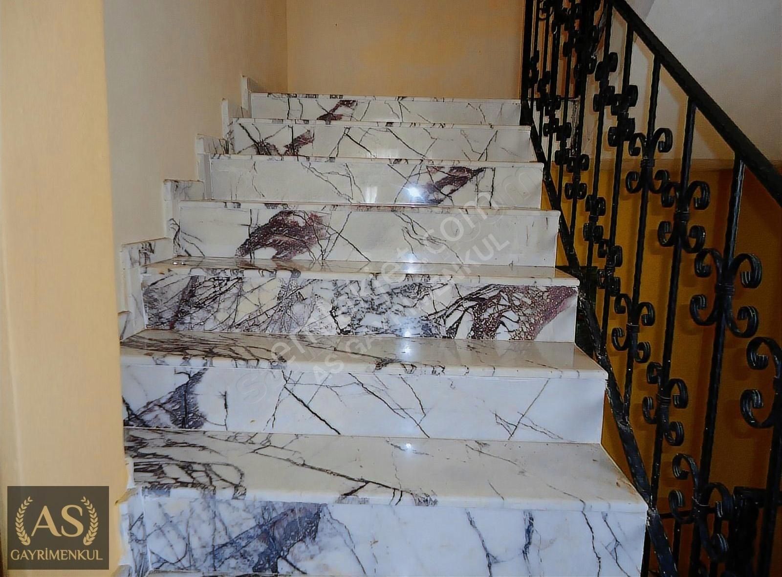 Urla Maraşal Fevzi Çakmak Mh De 5+1 Villa - Görsel 3