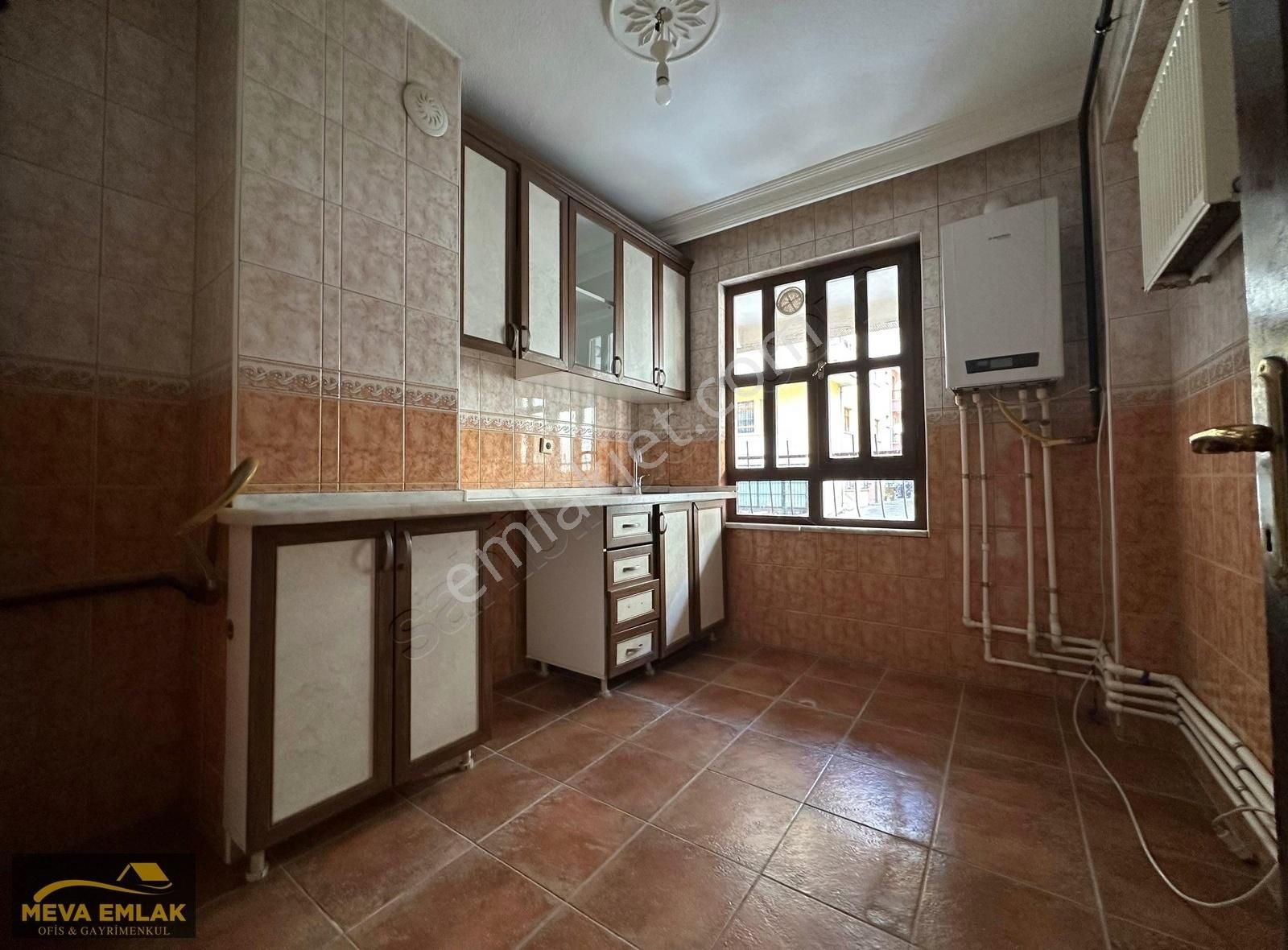 Ön Cephe Asansörlü Cam Balkonlu 110 M2 Genişlikte 3+1 Fırsatı