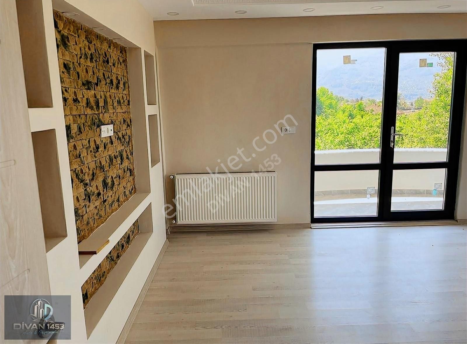 Sakarya Kuzulukta İki Katlı Etrafı Doğa İle Çevrili Villa